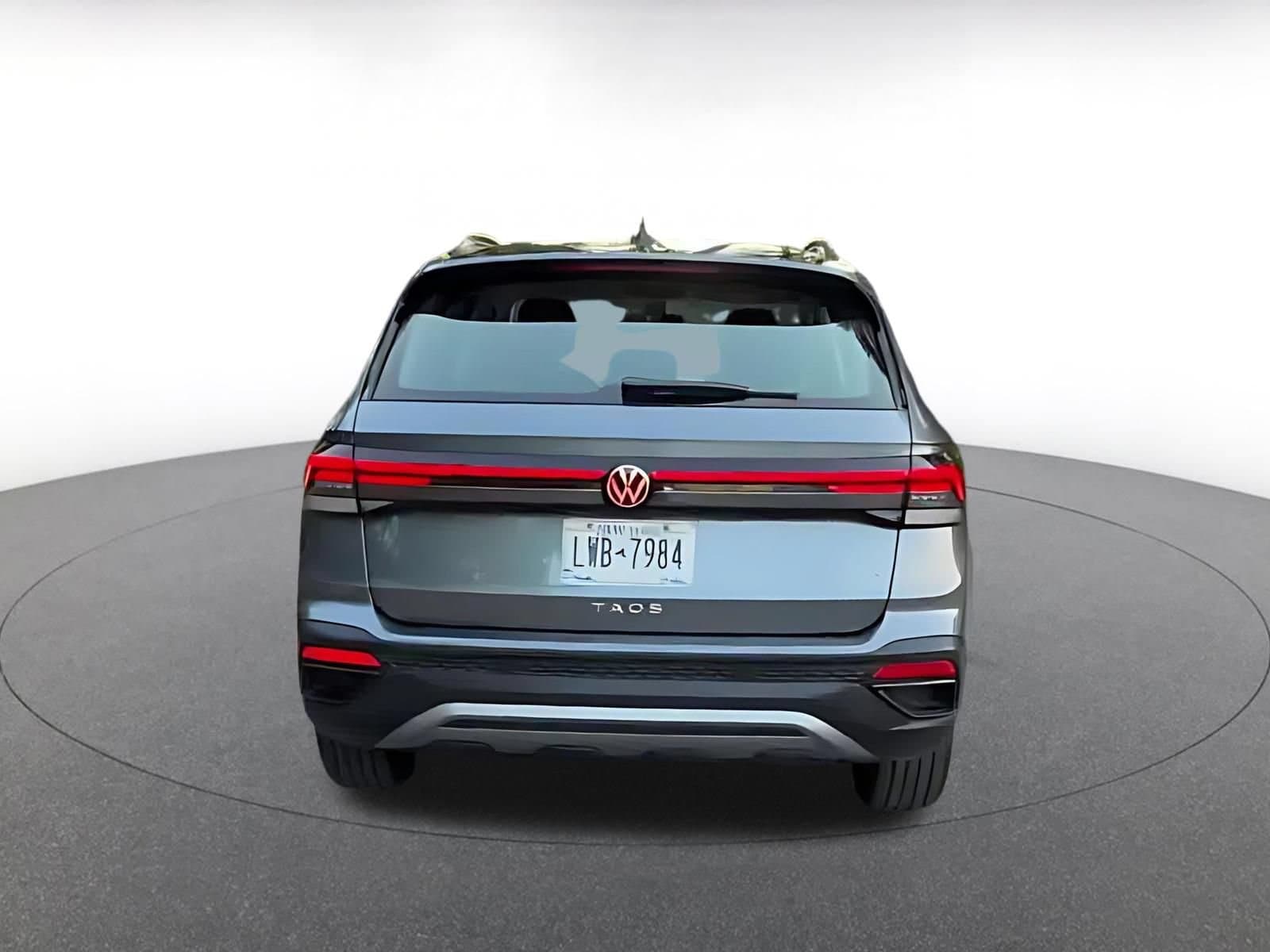 Thumbnail: 2026 Volkswagen Taos - 11