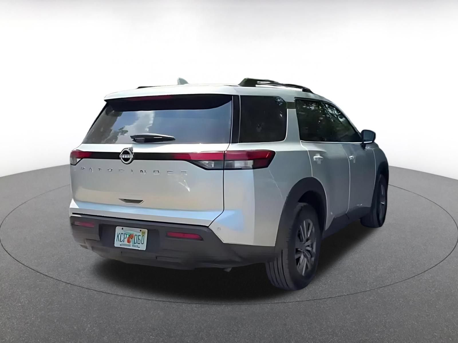 Thumbnail: 2025 Nissan Pathfinder - 11