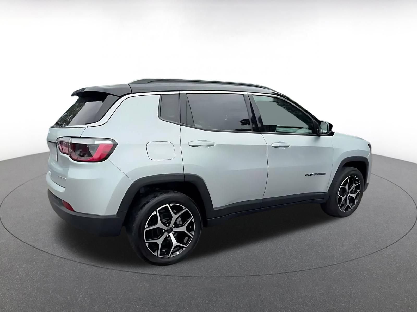 Thumbnail: 2025 Jeep Compass - 14