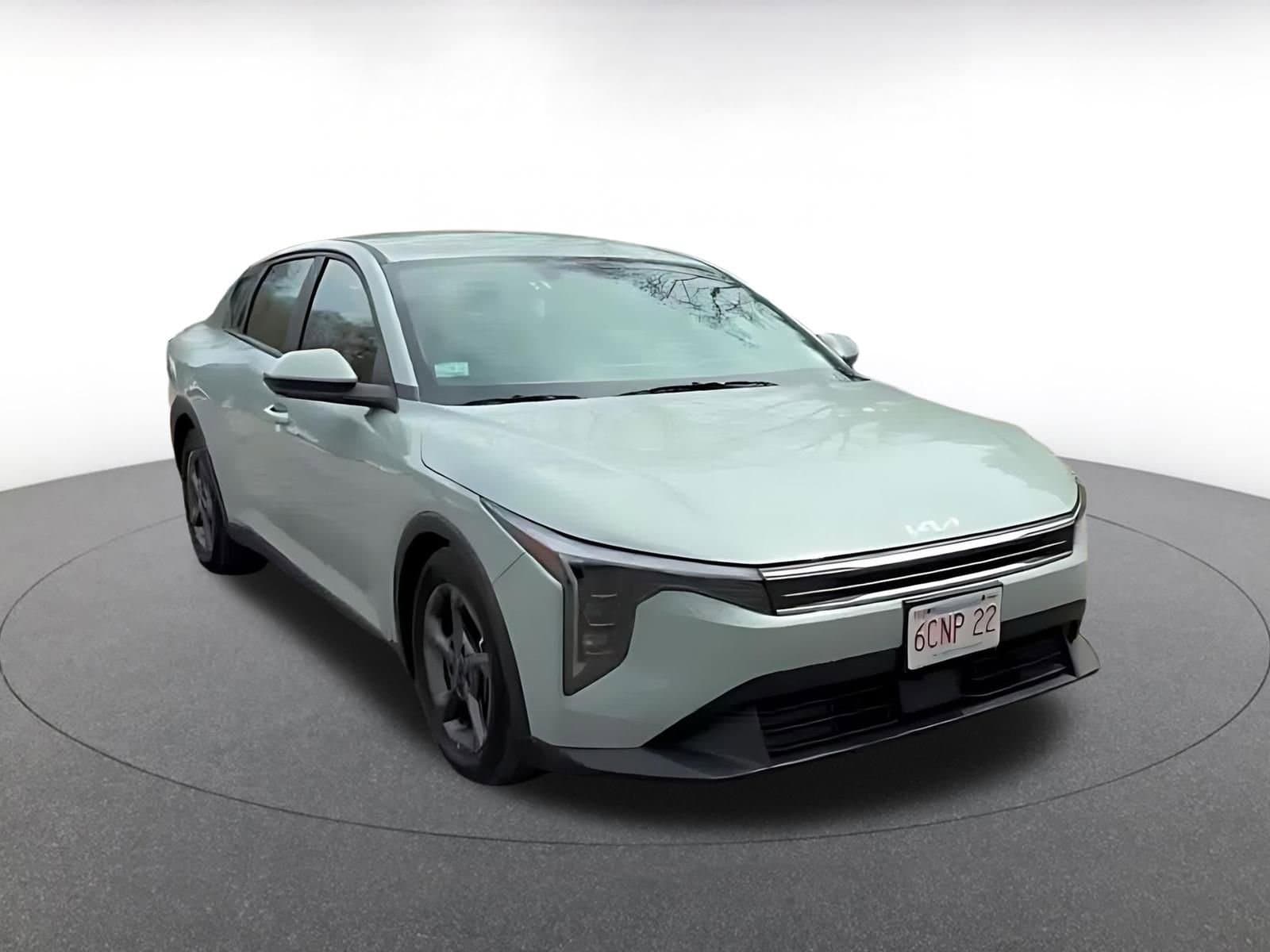 Thumbnail: 2025 Kia K4 - 3