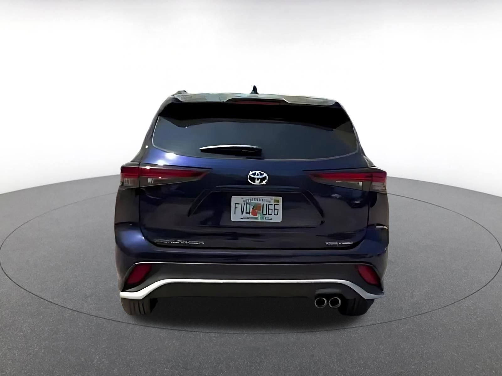 Thumbnail: 2025 Toyota Highlander - 11