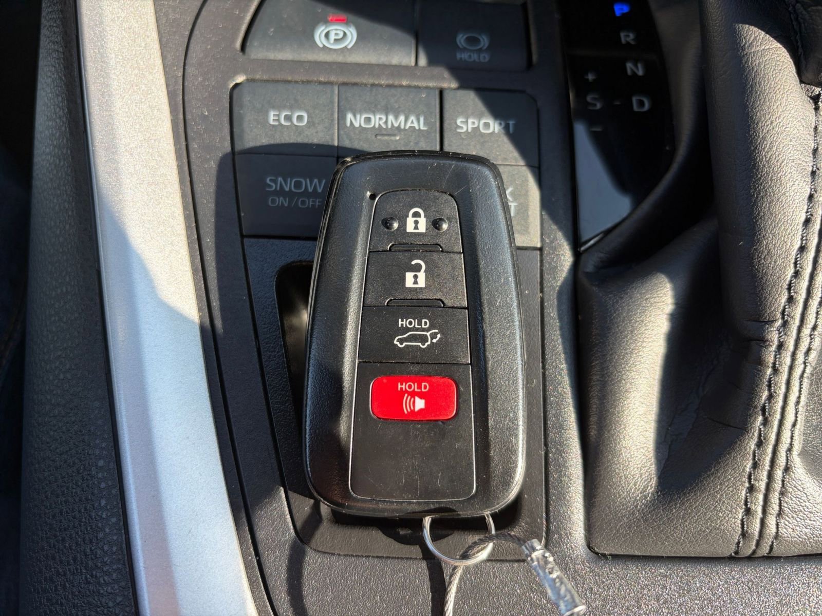 Thumbnail: 2025 Toyota RAV4 - 22