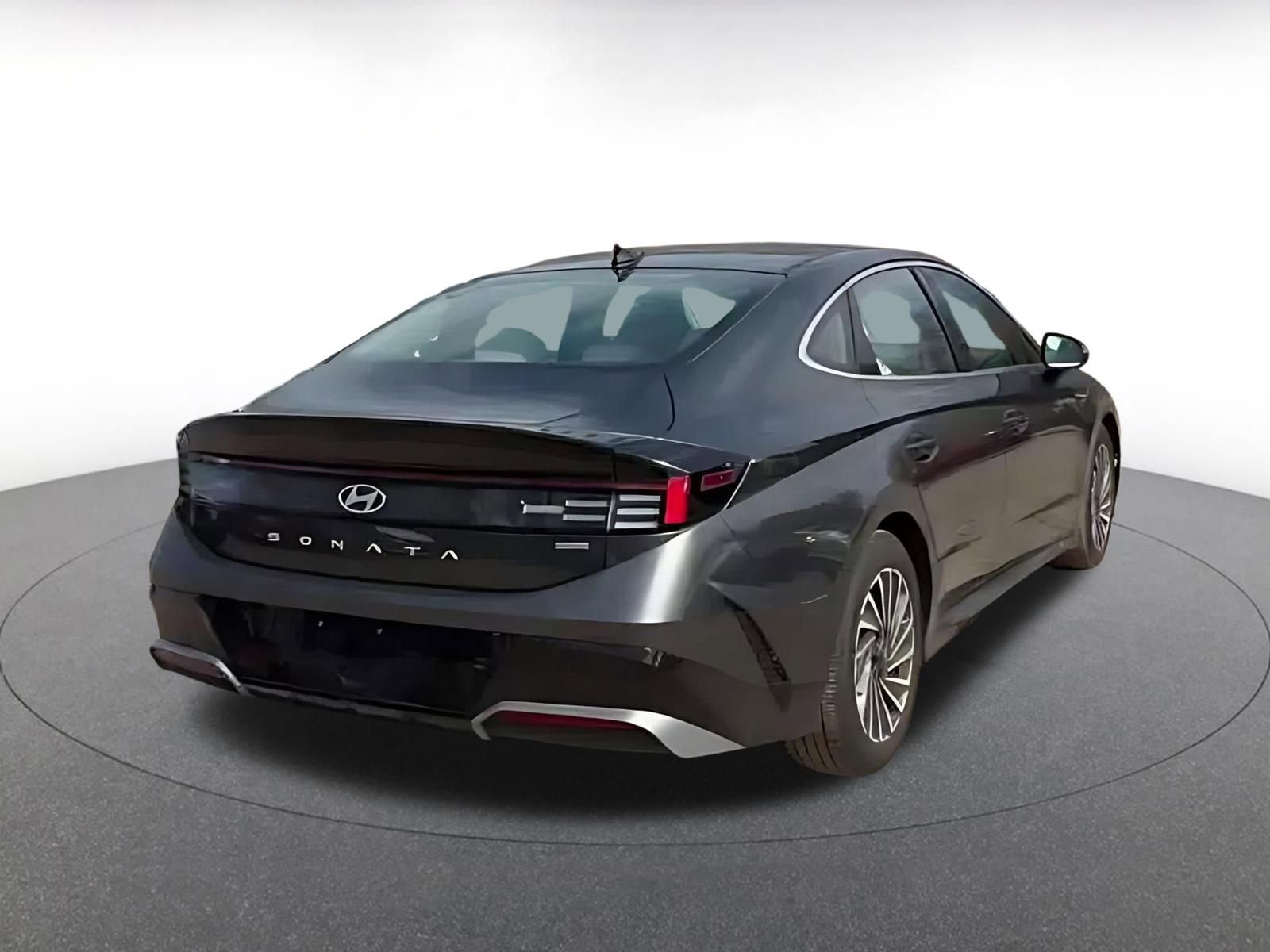 Thumbnail: 2025 Hyundai Sonata - 12