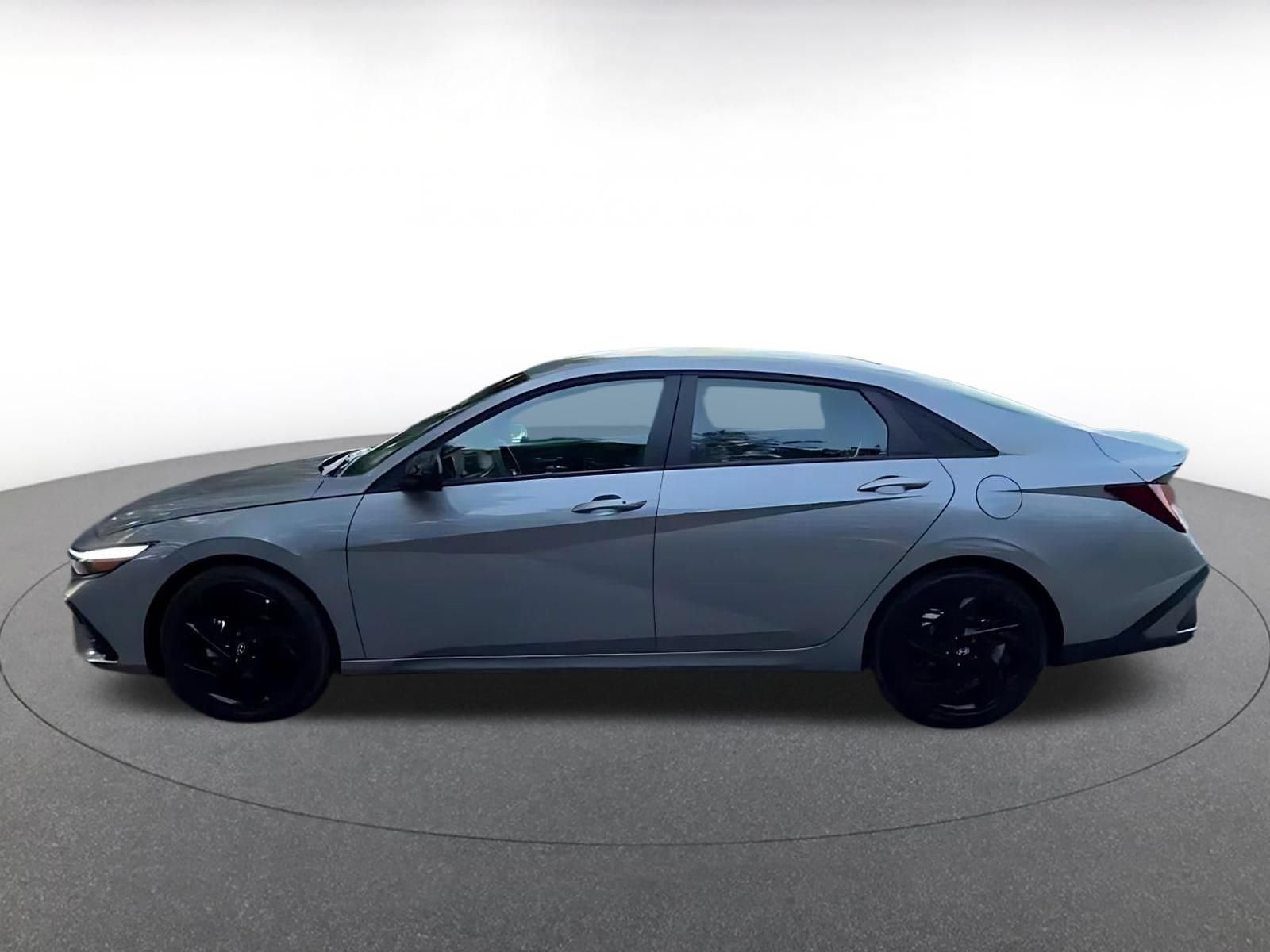 Thumbnail: 2026 Hyundai Elantra - 9
