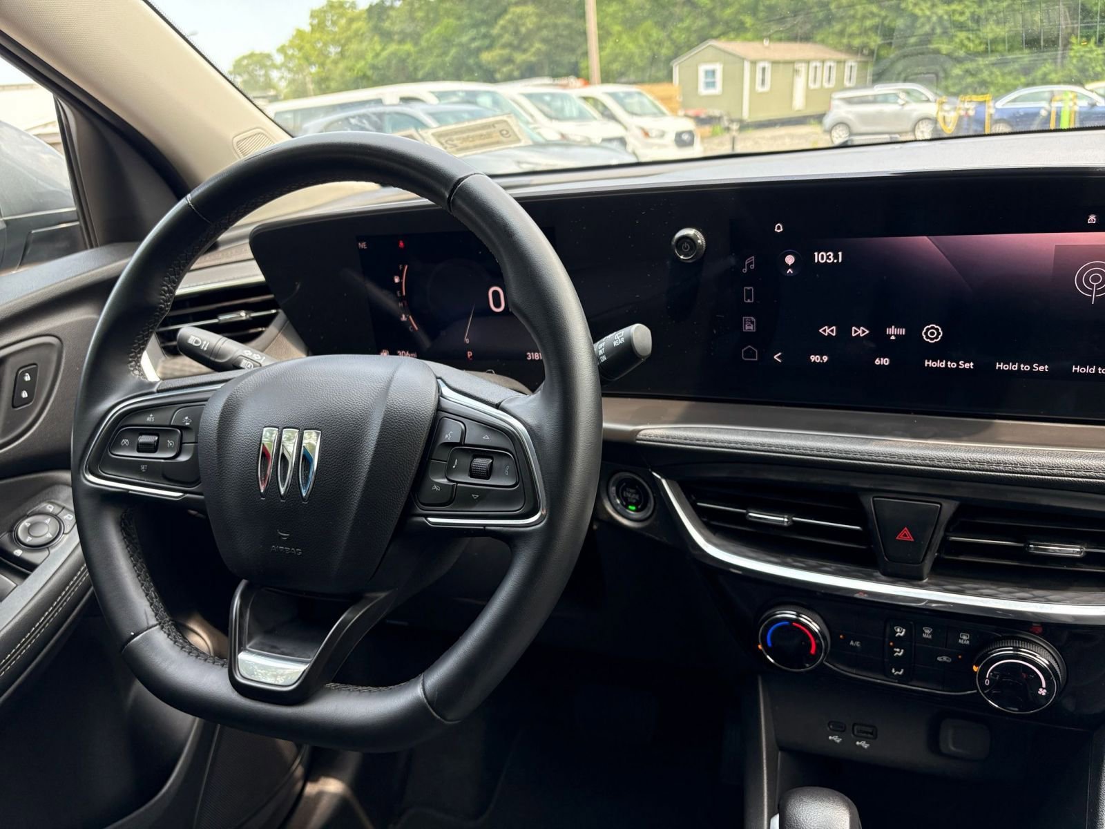 2024 Buick Encore GX Sport Touring 32