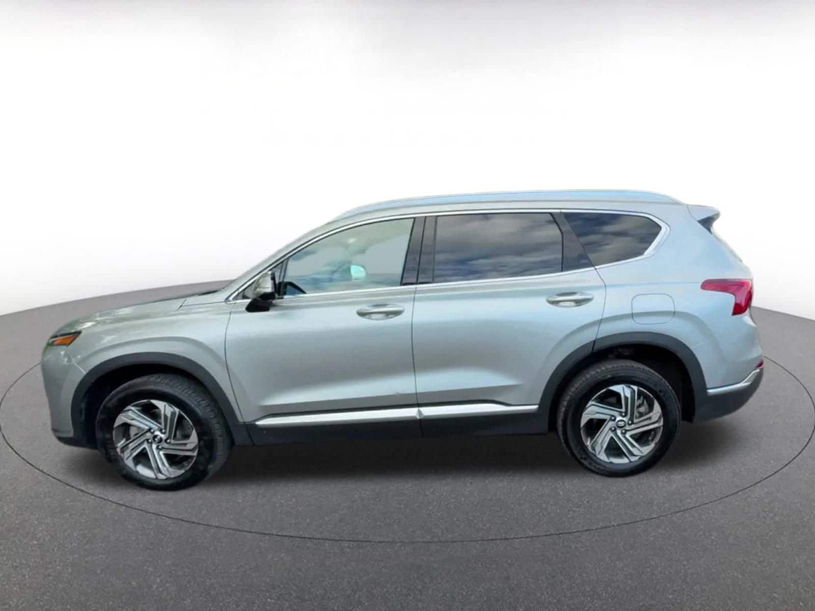 Thumbnail: 2023 Hyundai Santa Fe - 8