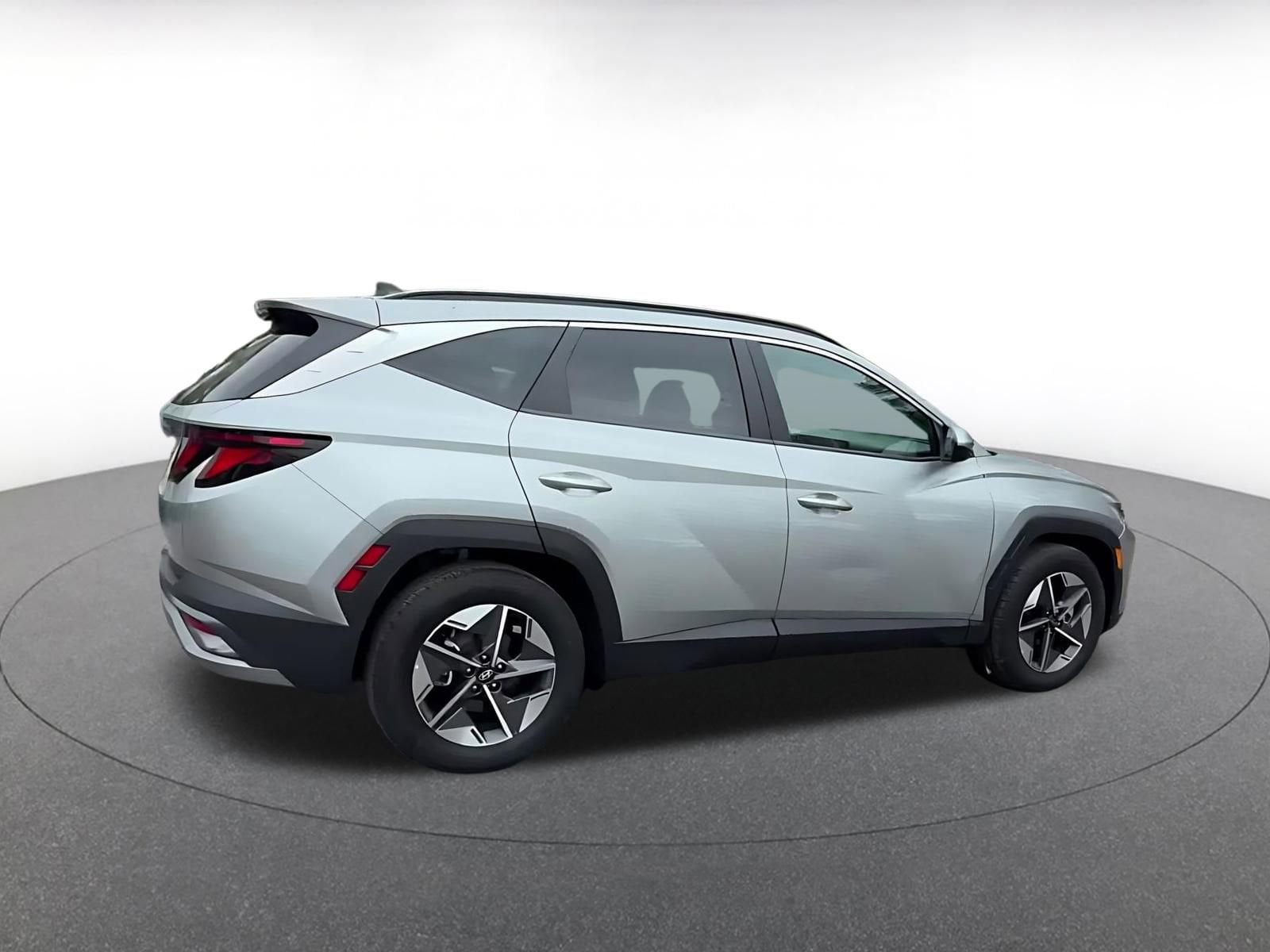 Thumbnail: 2025 Hyundai Tucson - 15