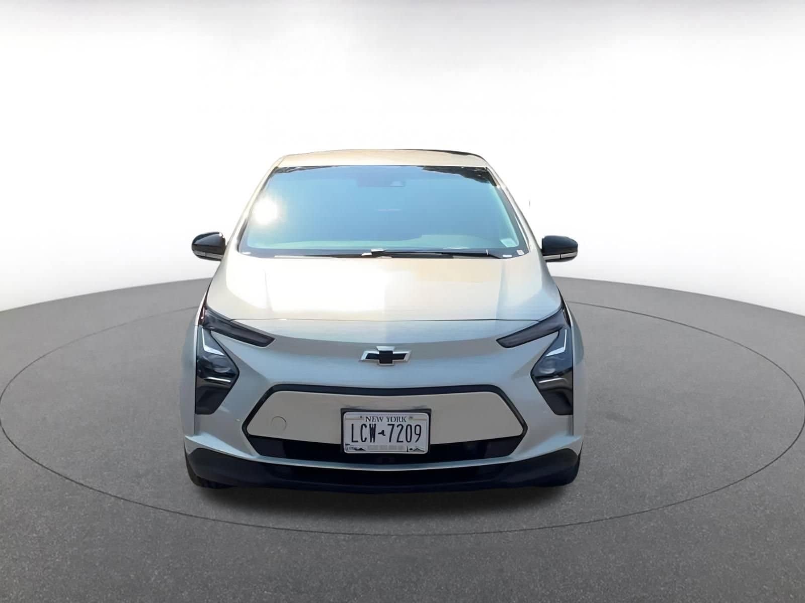 Thumbnail: 2023 Chevrolet Bolt EV - 5