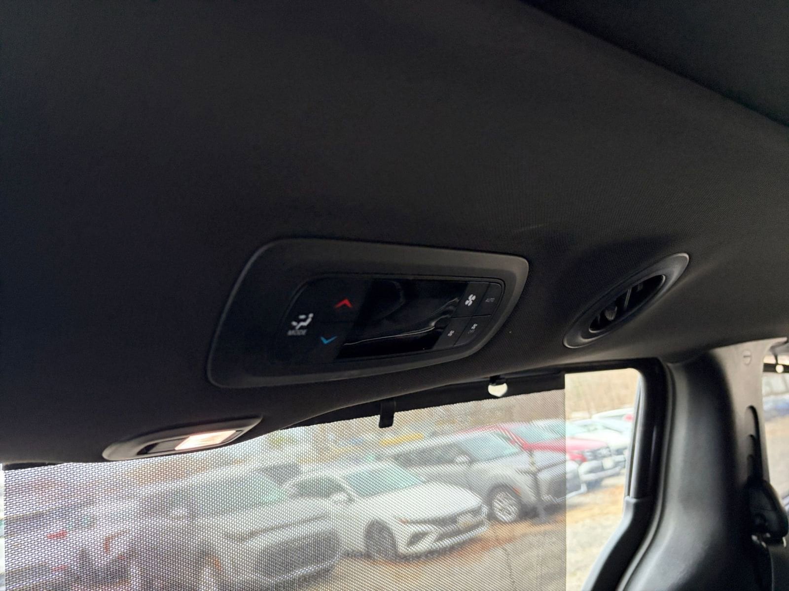 Thumbnail: 2025 Chrysler Pacifica - 24