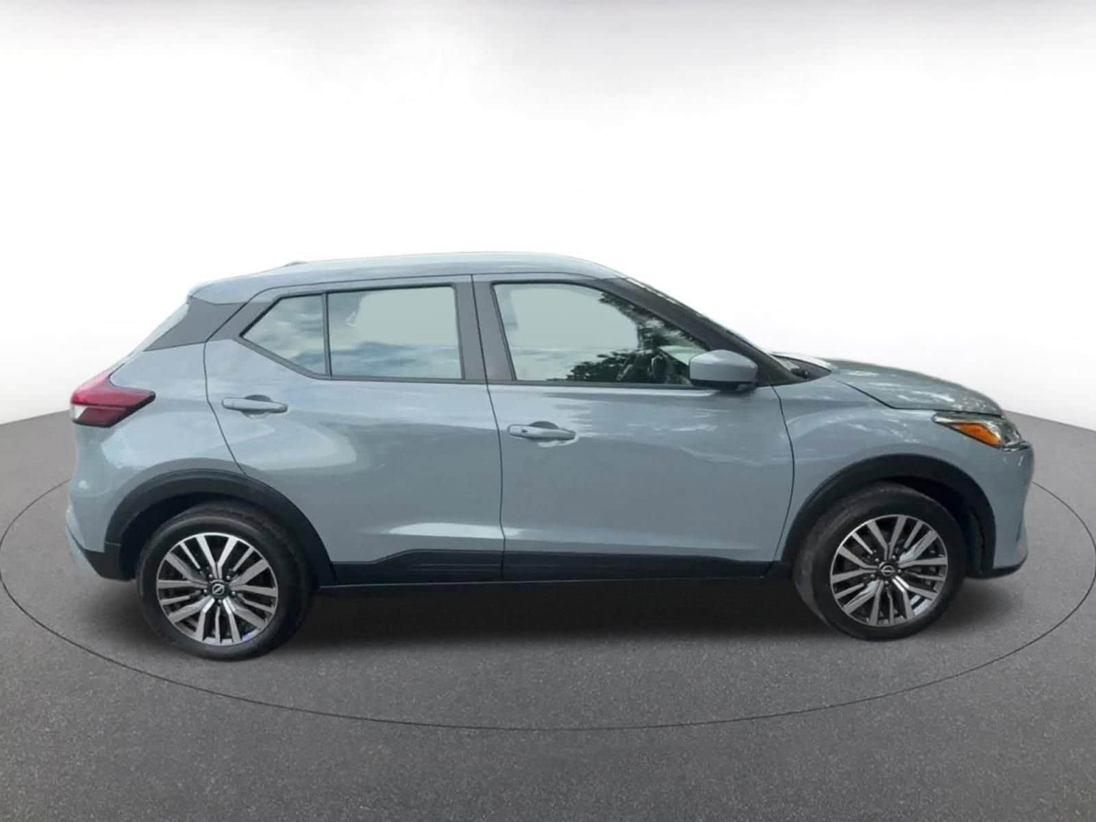 Thumbnail: 2024 Nissan Kicks - 16