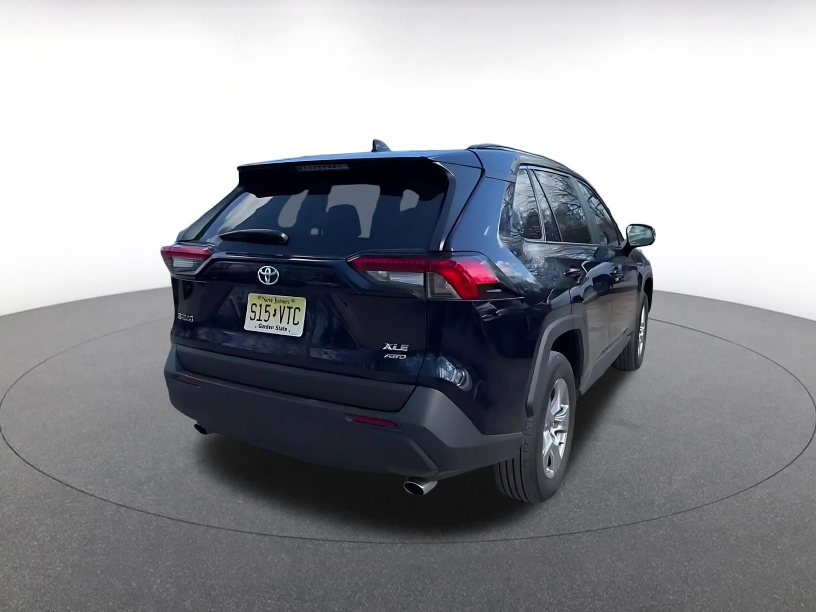 Thumbnail: 2025 Toyota RAV4 - 14