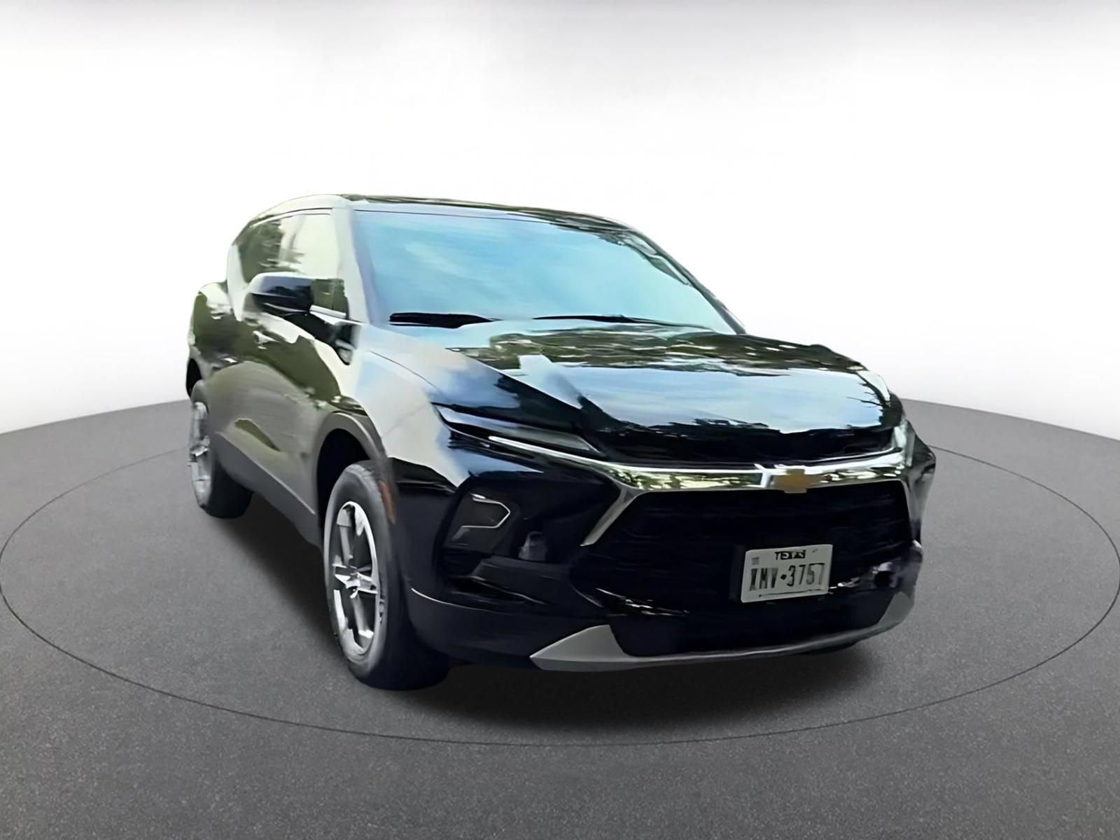 Thumbnail: 2026 Chevrolet Blazer - 3