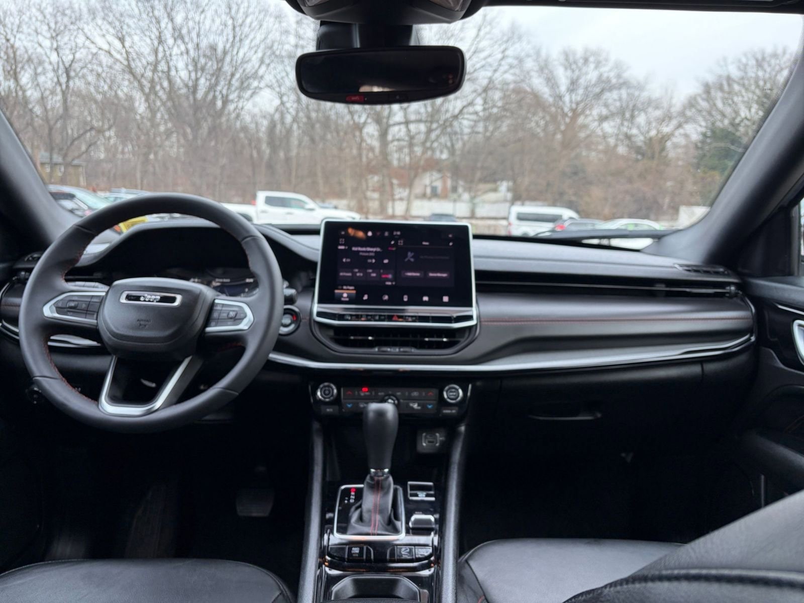 Thumbnail: 2025 Jeep Compass - 32