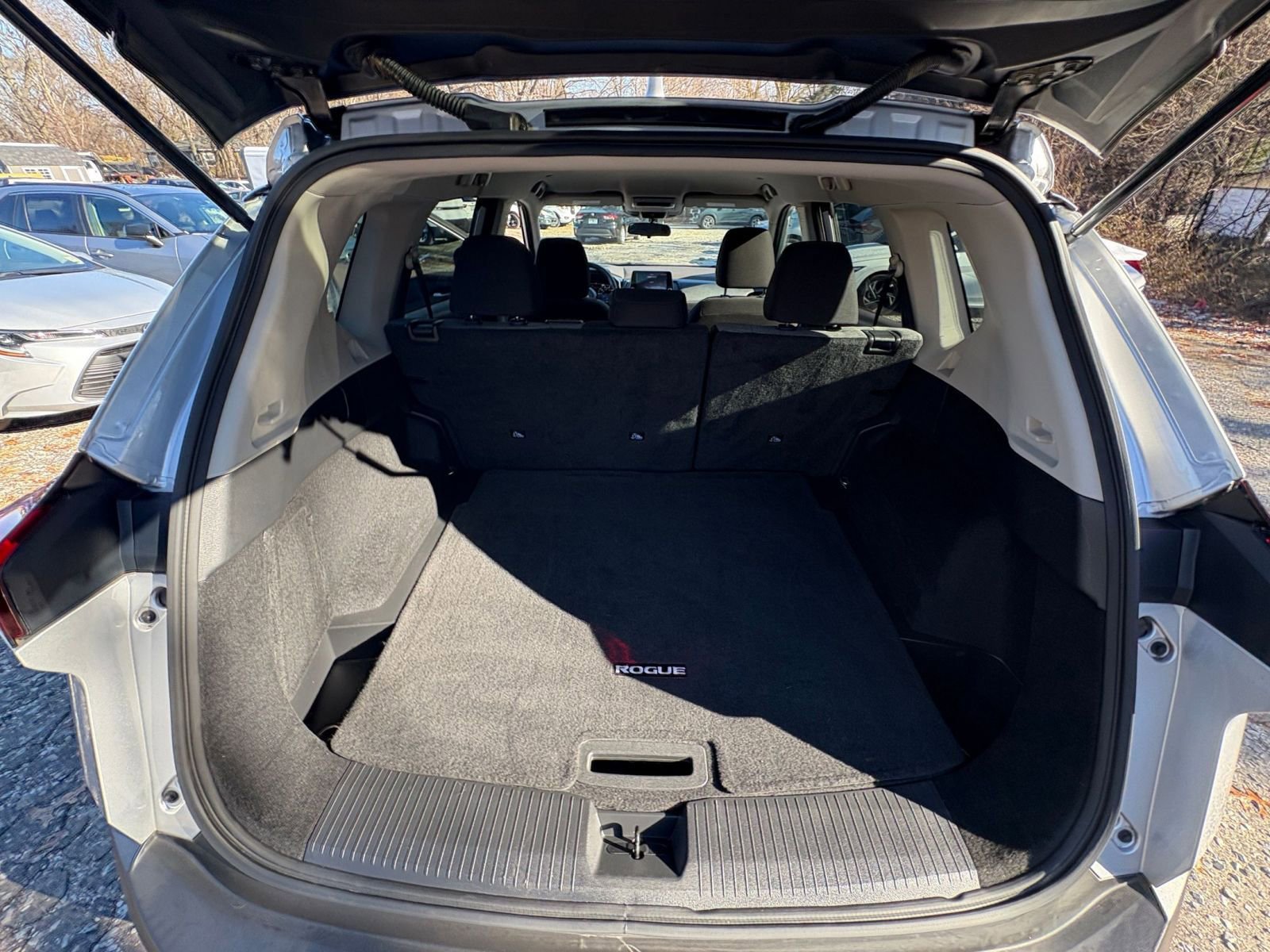 Thumbnail: 2023 Nissan Rogue - 27