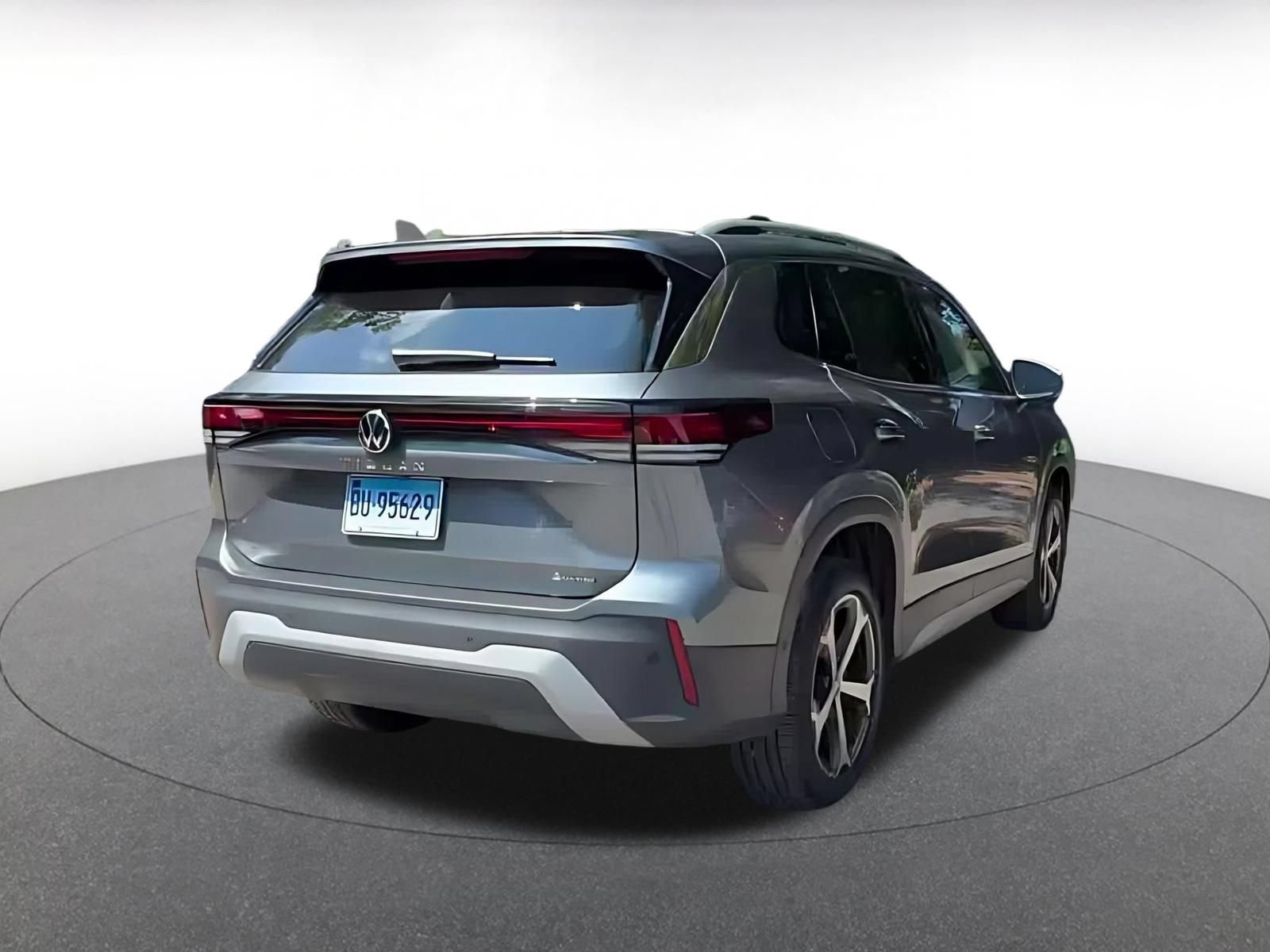 Thumbnail: 2026 Volkswagen Tiguan - 11