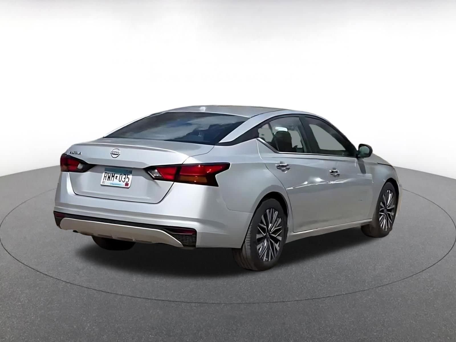 Thumbnail: 2025 Nissan Altima - 16