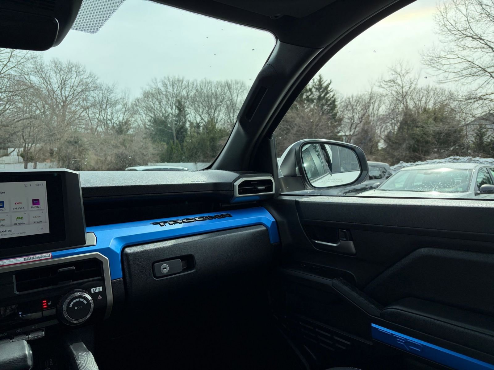 Thumbnail: 2025 Toyota Tacoma - 33