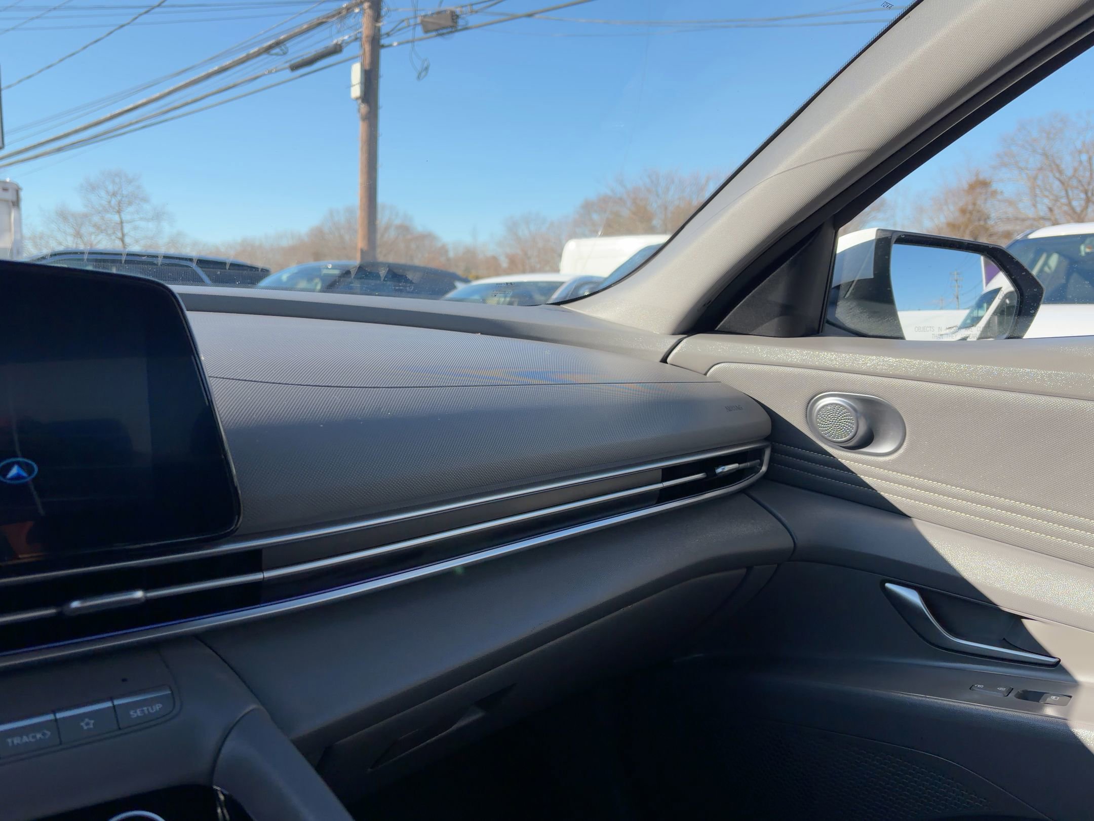 Thumbnail: 2025 Hyundai Elantra - 25