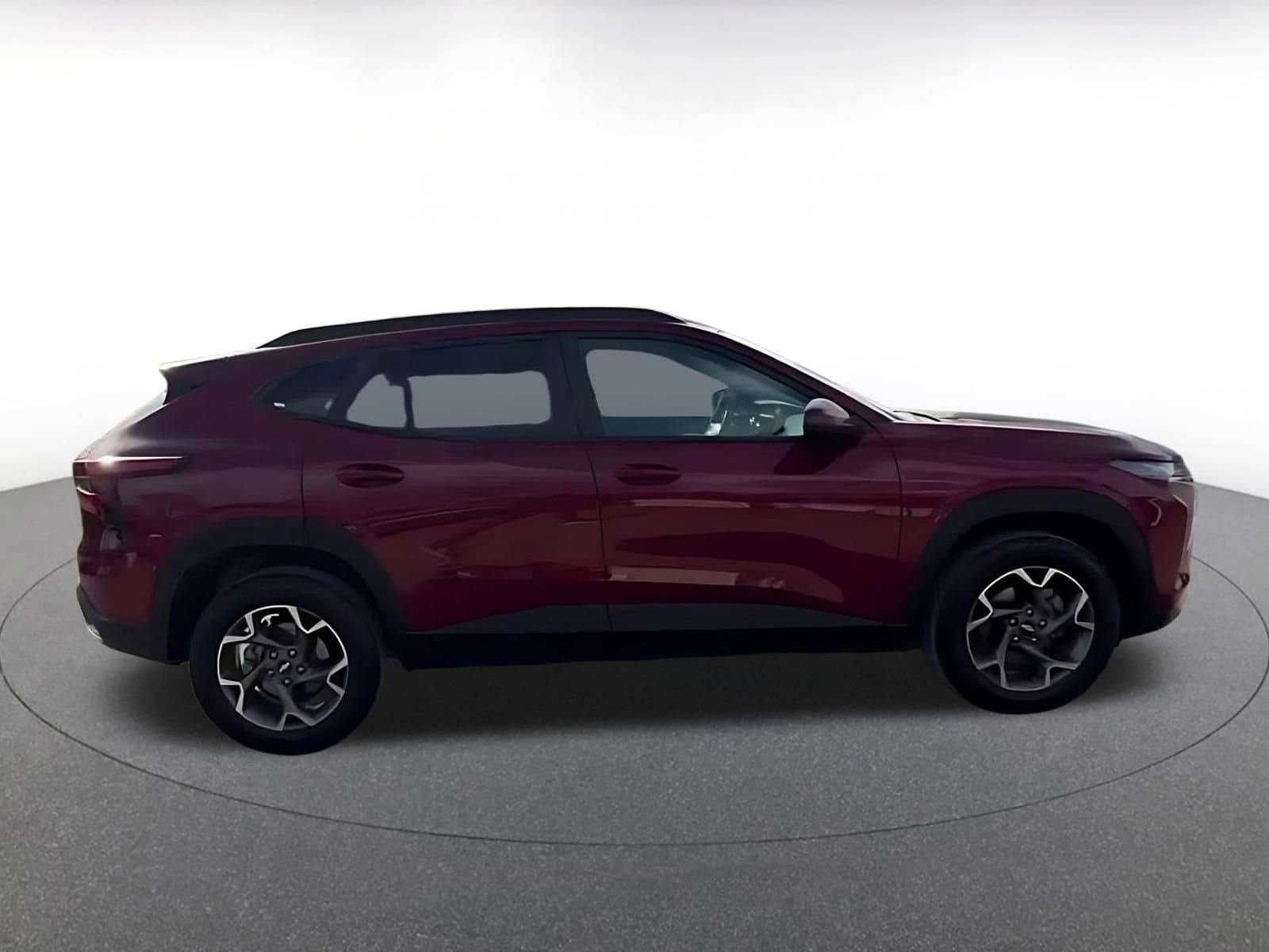 Thumbnail: 2025 Chevrolet Trax - 7