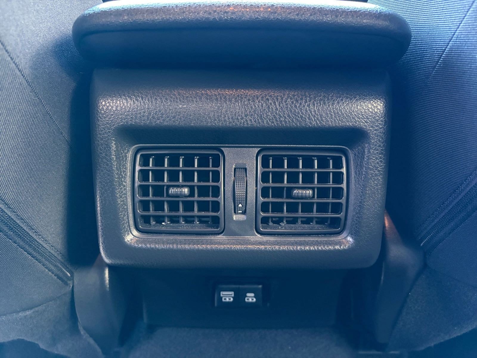 Thumbnail: 2025 Toyota Camry - 23