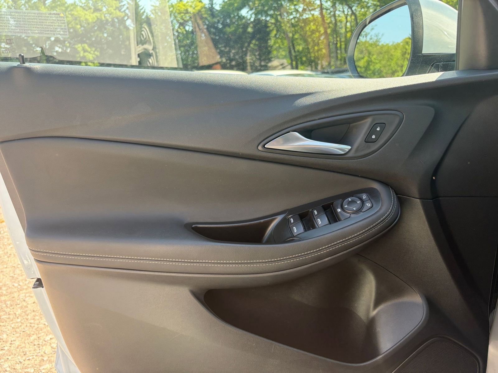 Thumbnail: 2025 Buick Encore GX - 18