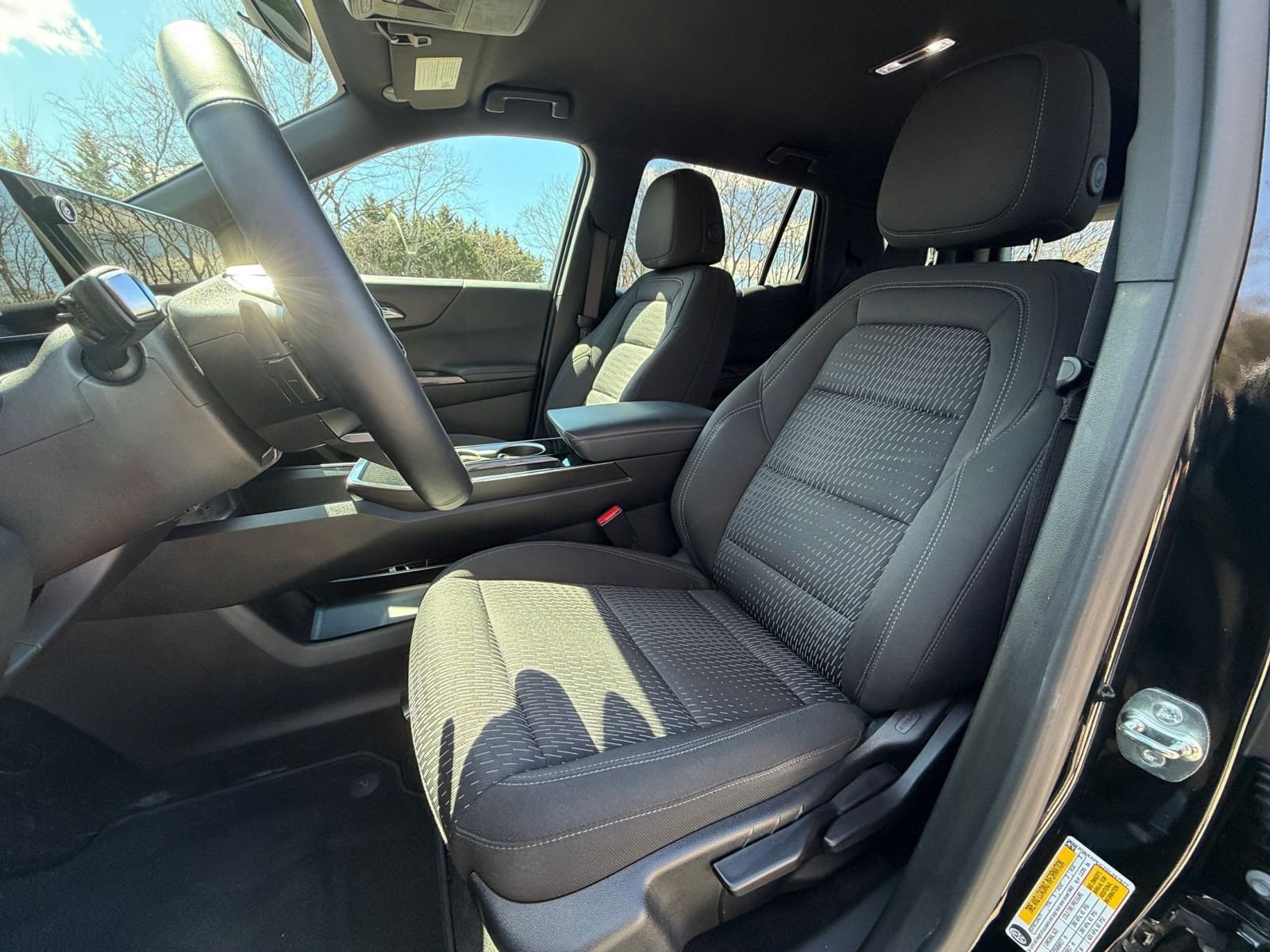 Thumbnail: 2025 Chevrolet Equinox - 25