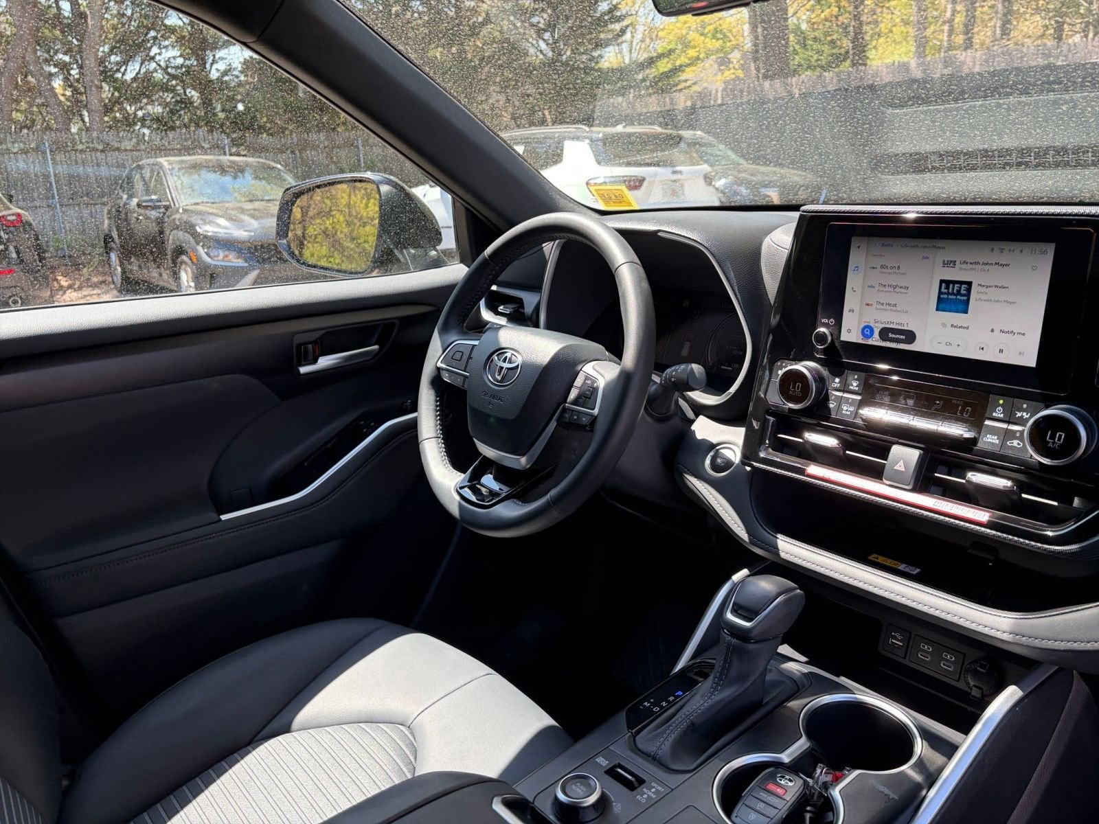 2025 Toyota Highlander 37