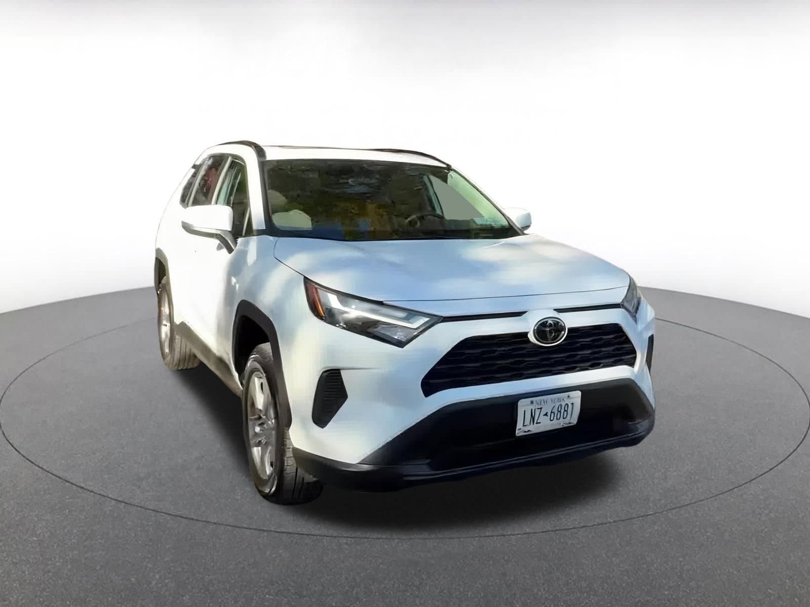 Thumbnail: 2025 Toyota RAV4 - 3