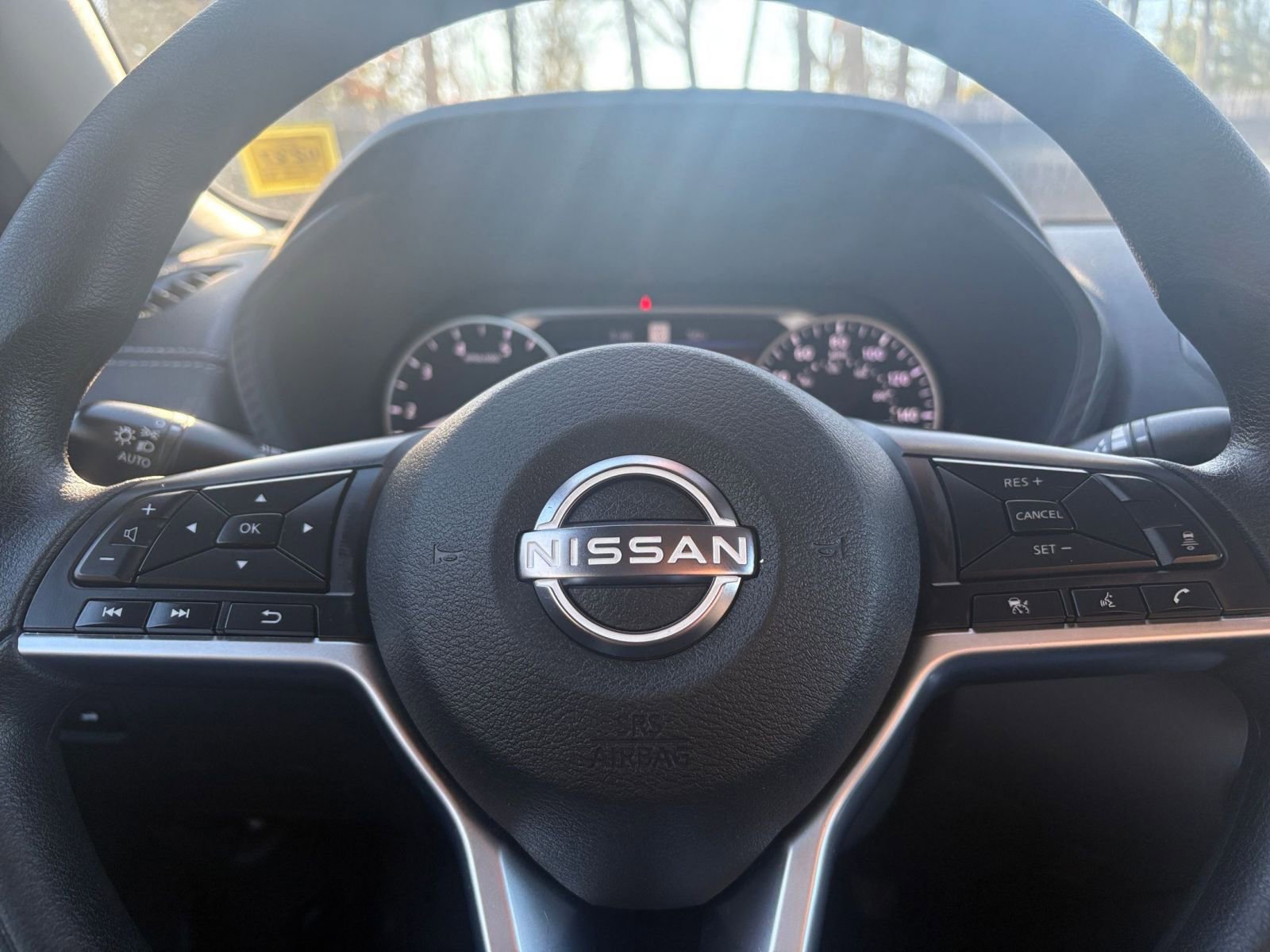 Thumbnail: 2025 Nissan Sentra - 24