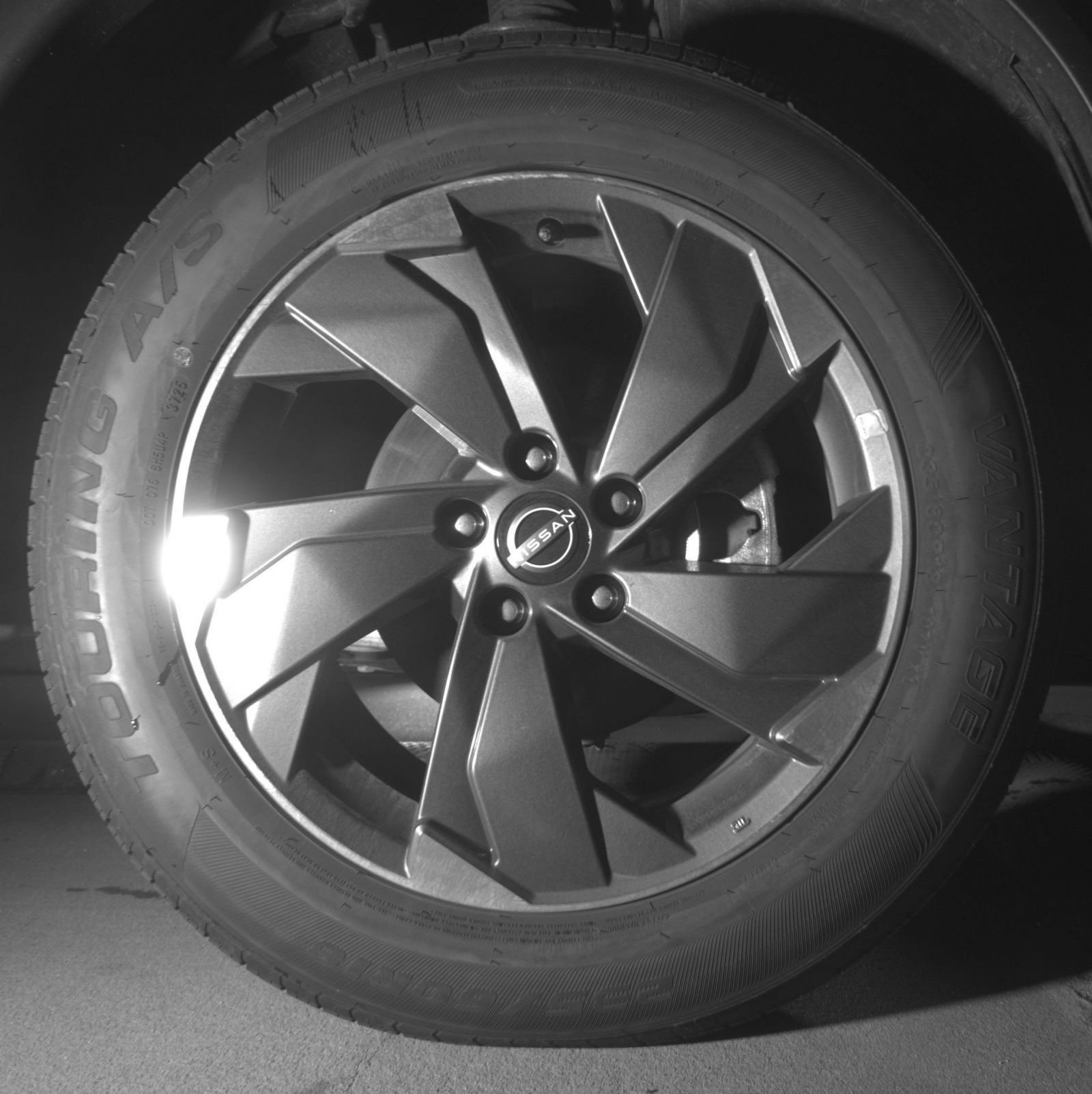 Thumbnail: 2025 Nissan Rogue - 16