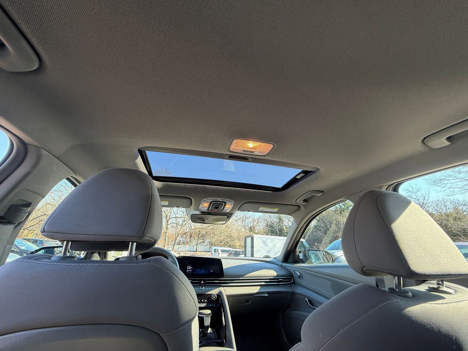 Thumbnail: 2025 Hyundai Elantra - 27