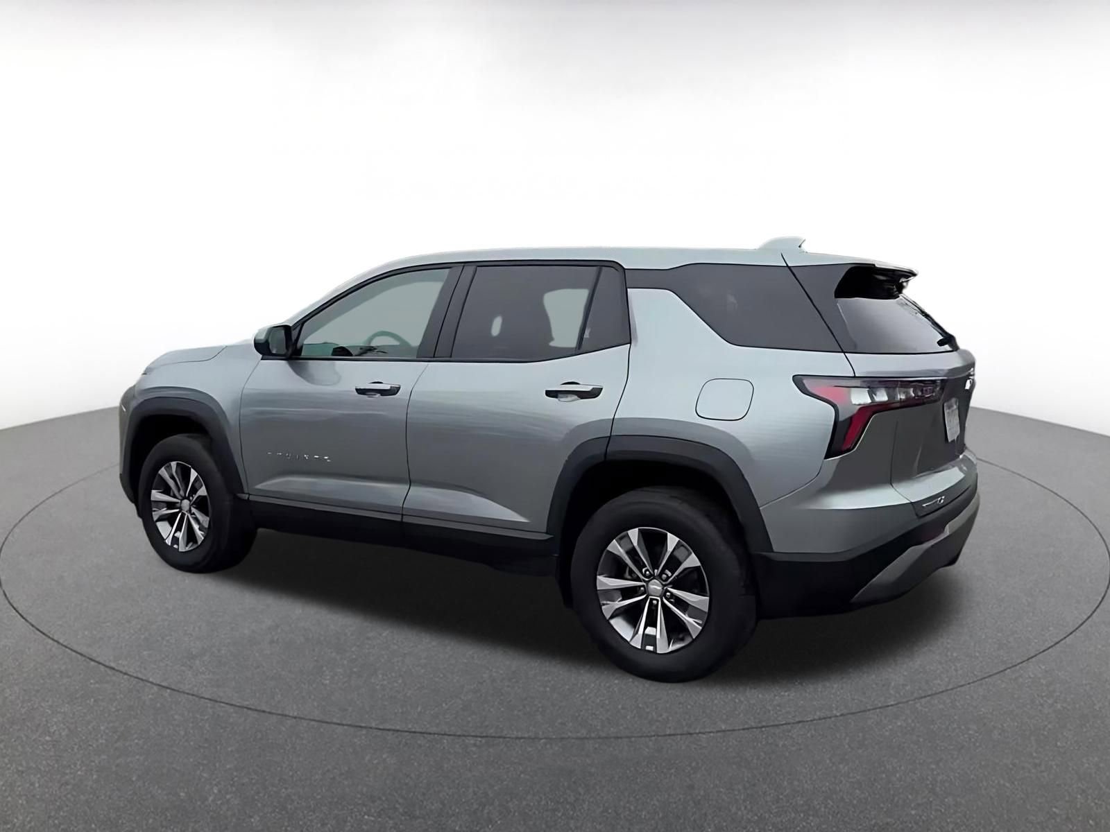 Thumbnail: 2025 Chevrolet Equinox - 10