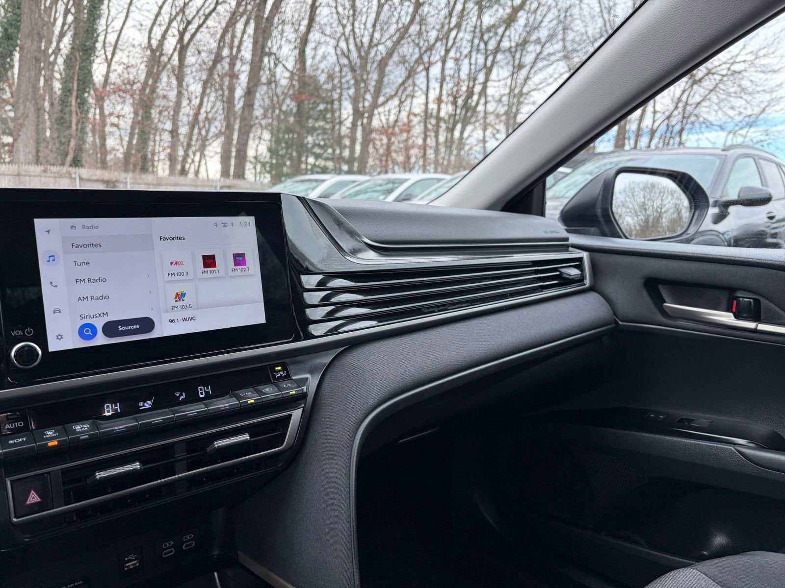 Thumbnail: 2025 Toyota Camry - 34