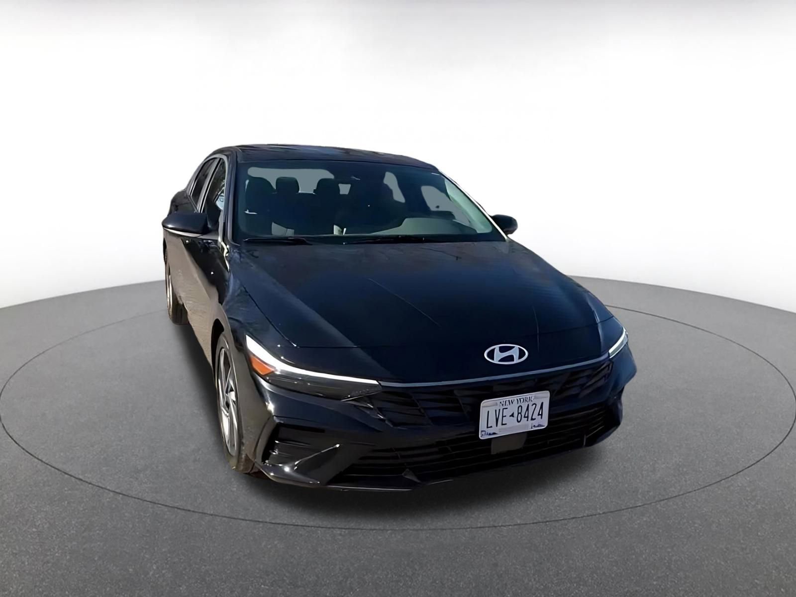 Thumbnail: 2025 Hyundai Elantra - 3