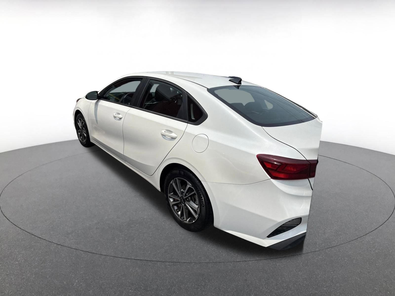 2023 Kia Forte LXS 8