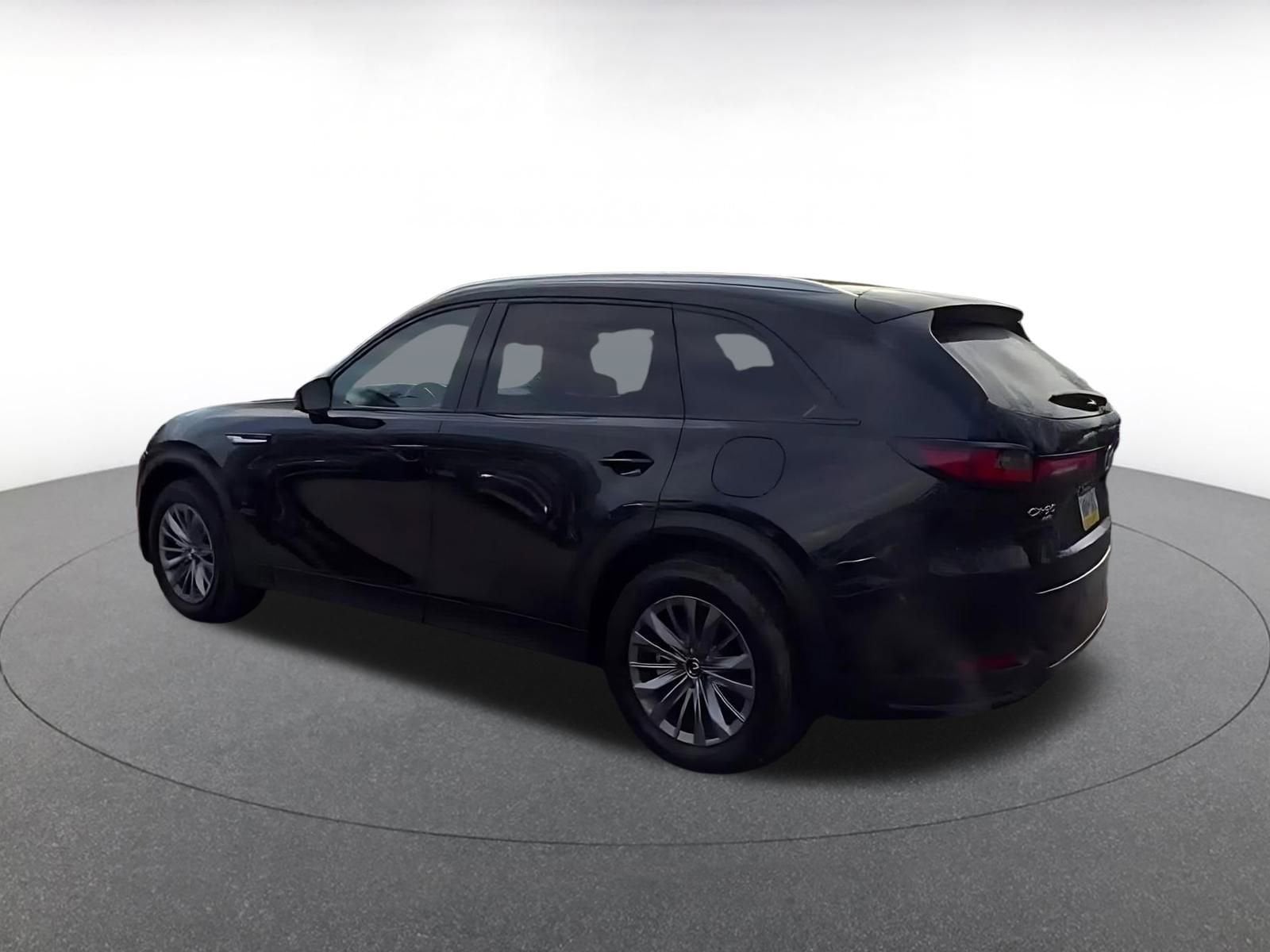 Thumbnail: 2025 Mazda CX-90 - 10