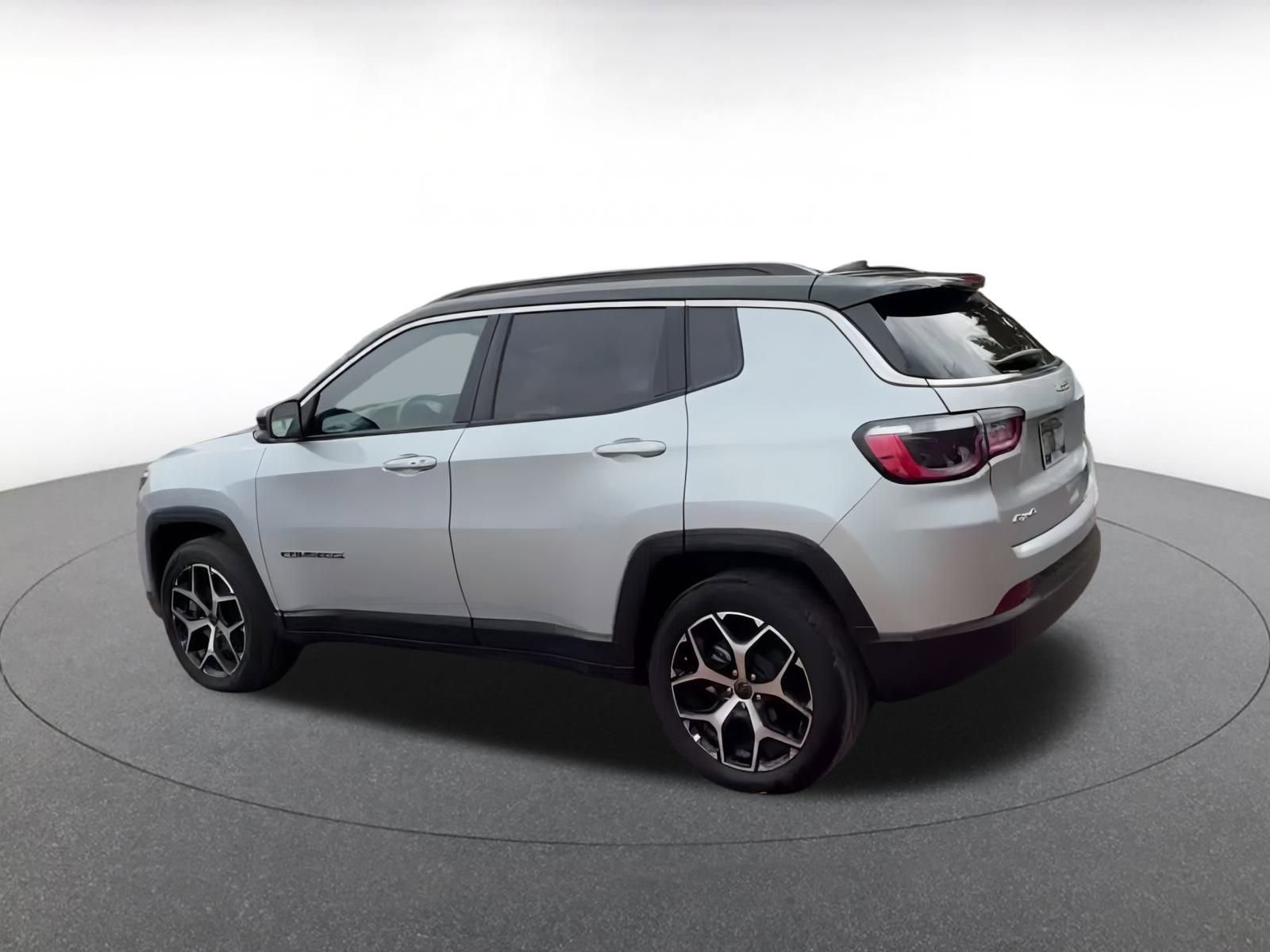 Thumbnail: 2025 Jeep Compass - 16