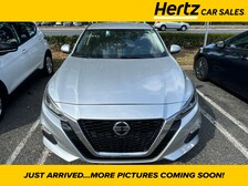 2022 Nissan Altima SV -
                Smithtown, NY