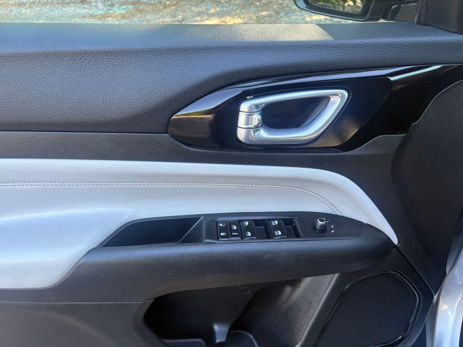 Thumbnail: 2025 Jeep Compass - 20