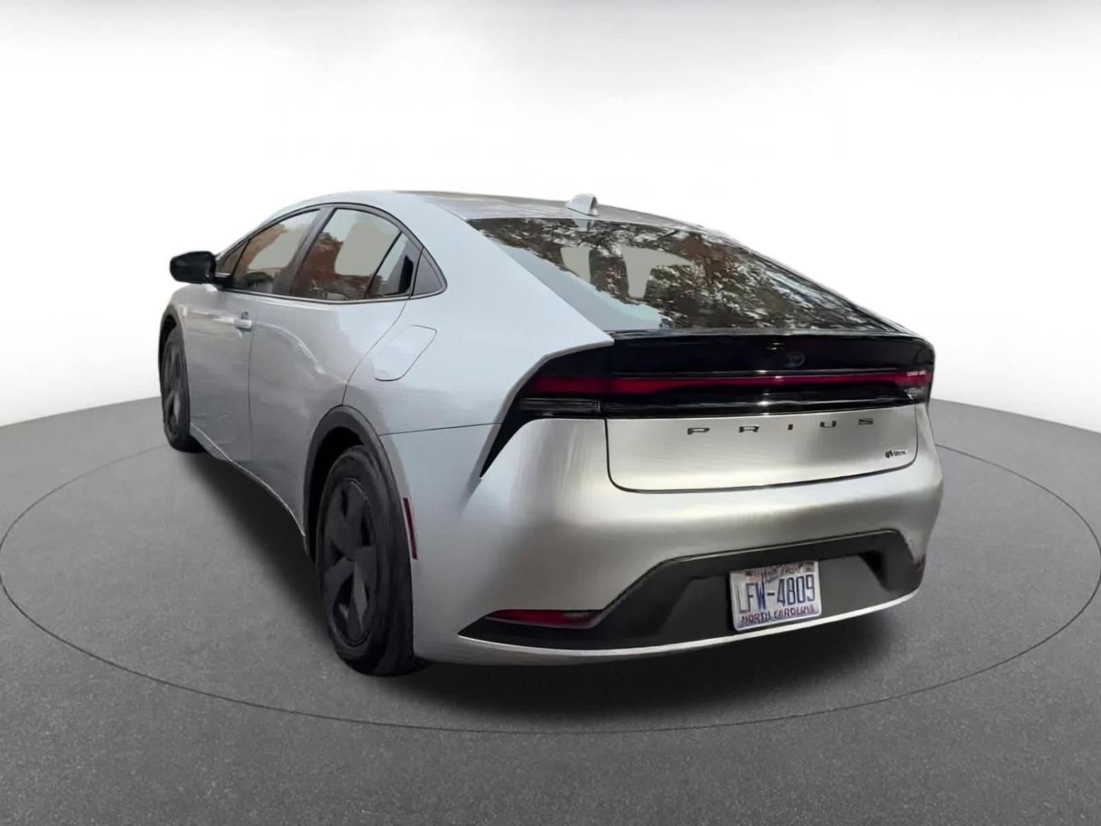 Thumbnail: 2025 Toyota Prius - 12