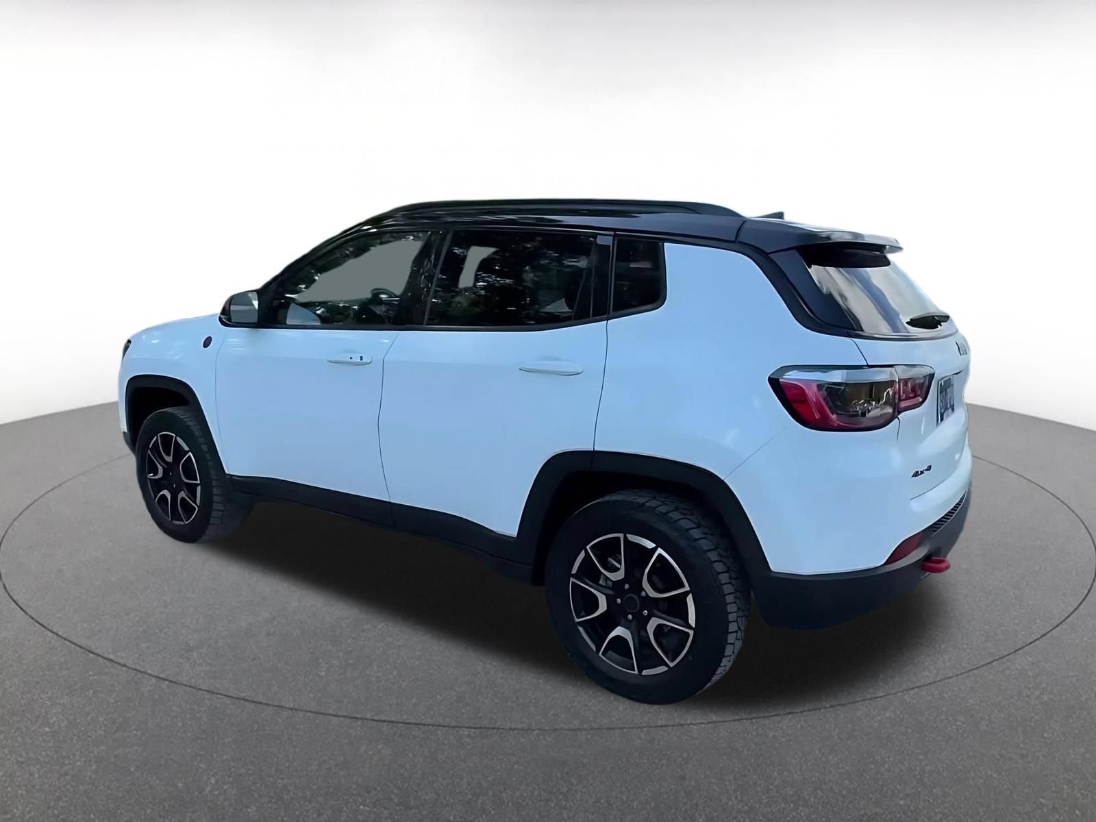 Thumbnail: 2025 Jeep Compass - 9
