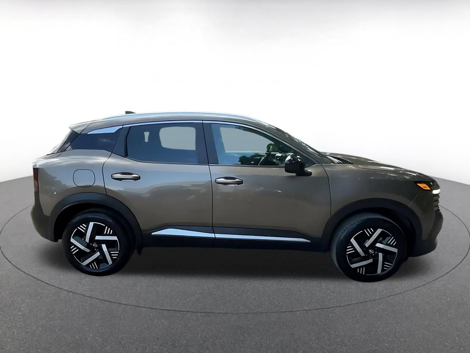 Thumbnail: 2026 Nissan Kicks - 15