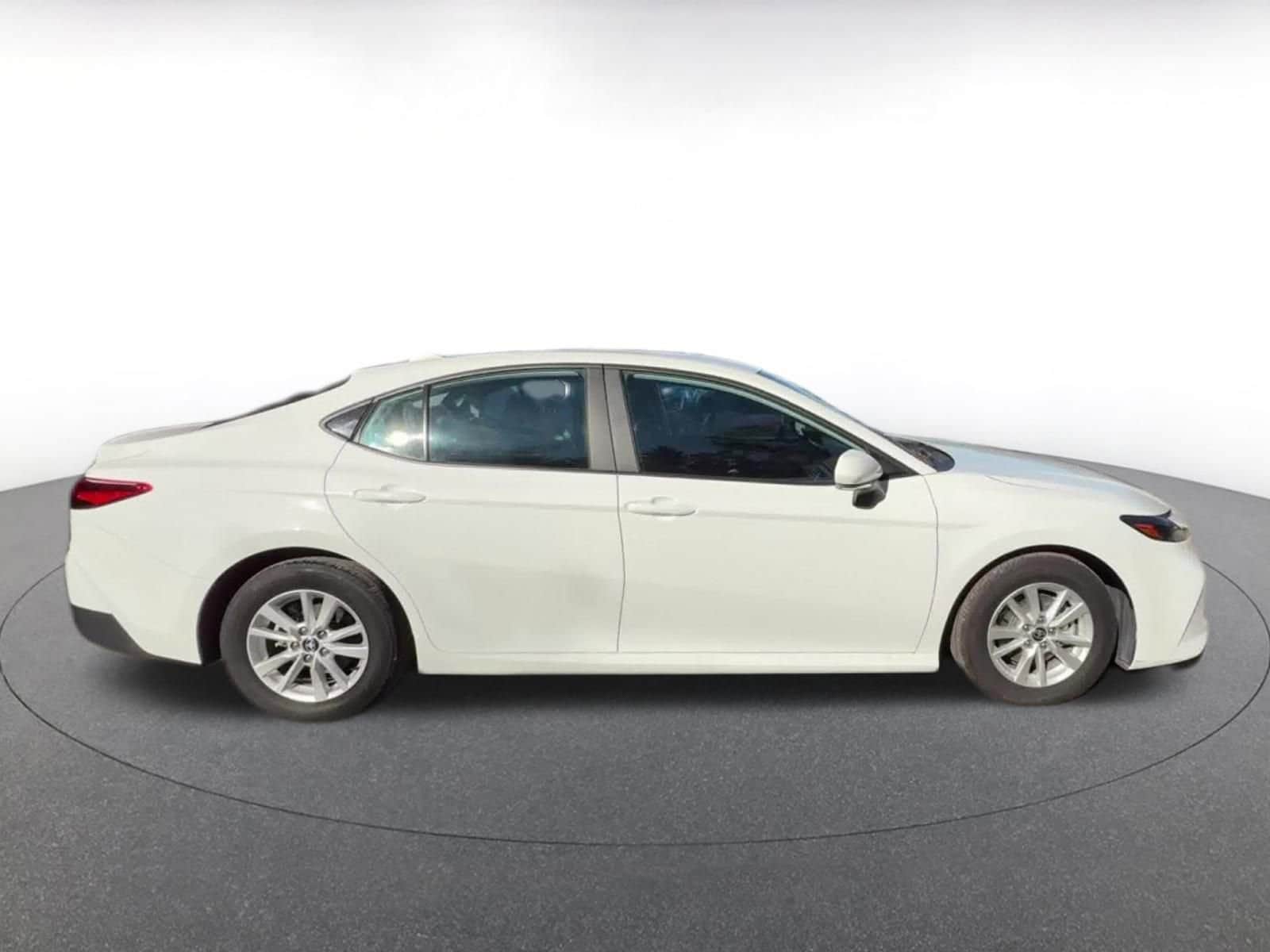 Thumbnail: 2025 Toyota Camry - 16