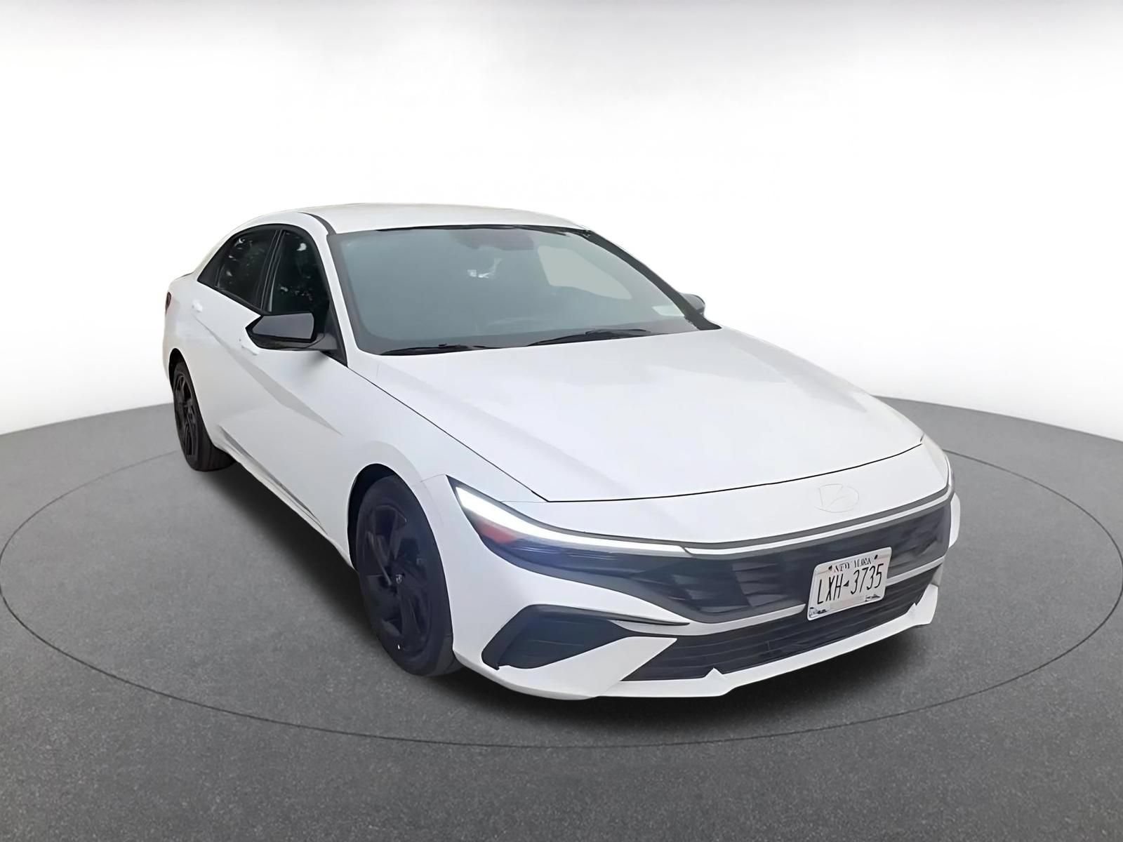 Thumbnail: 2026 Hyundai Elantra - 3