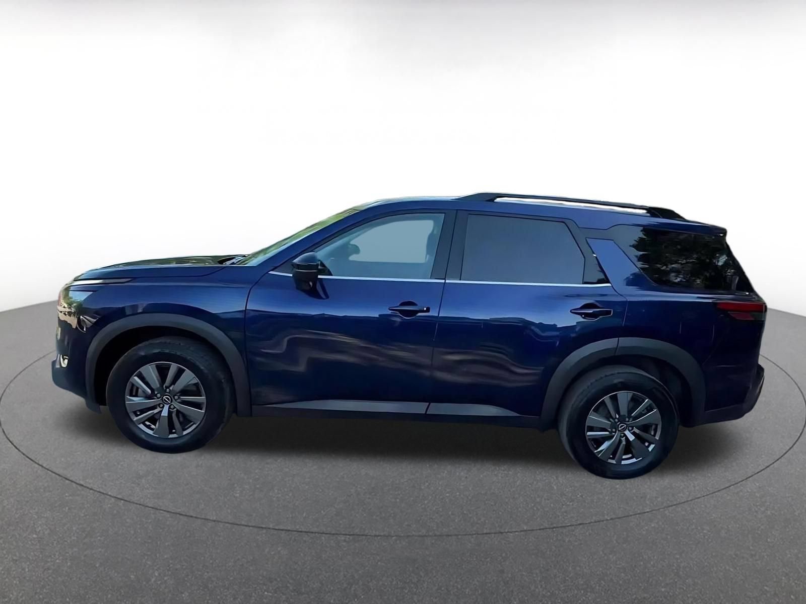 Thumbnail: 2025 Nissan Pathfinder - 8
