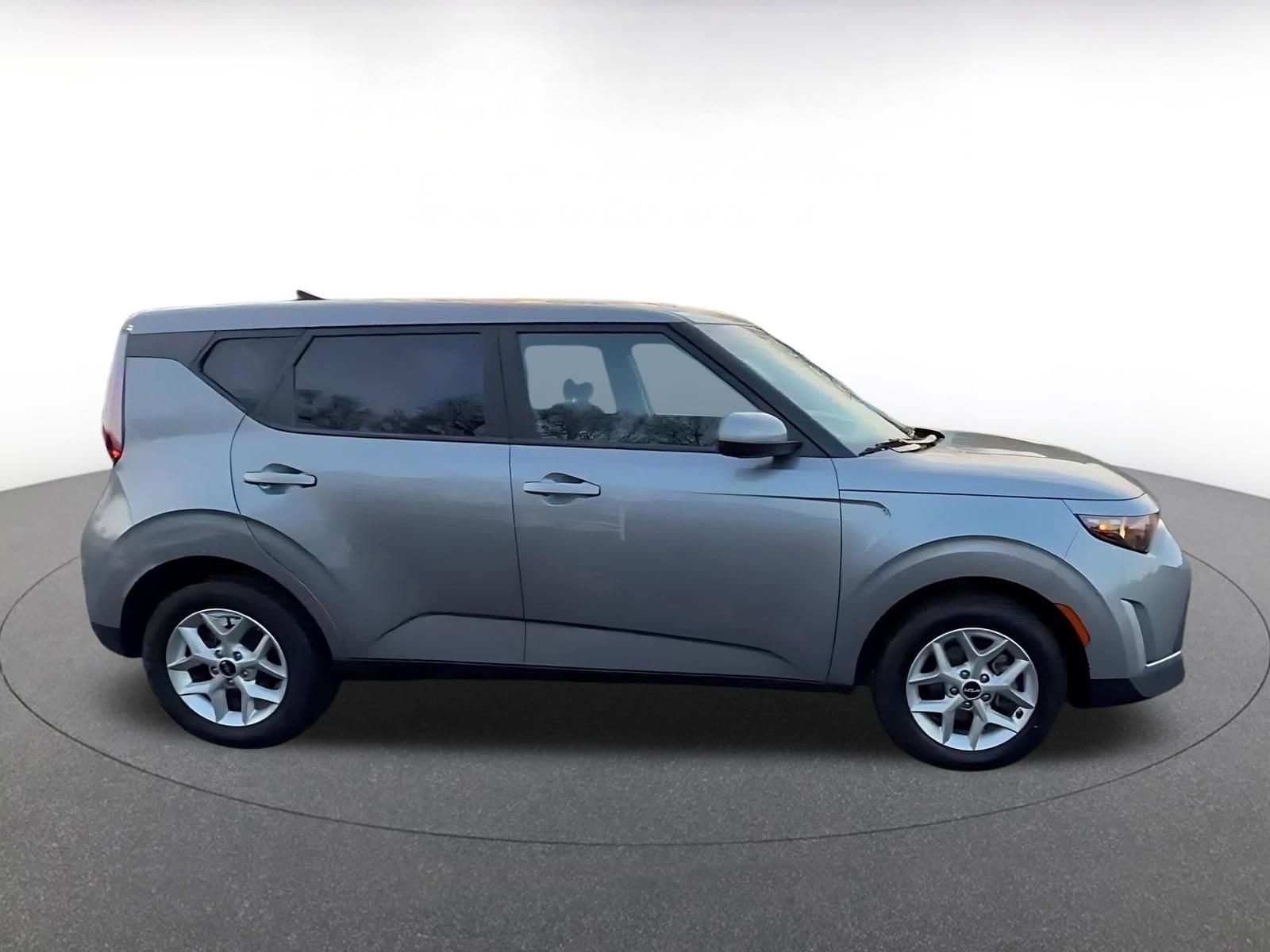 Thumbnail: 2025 Kia Soul - 16