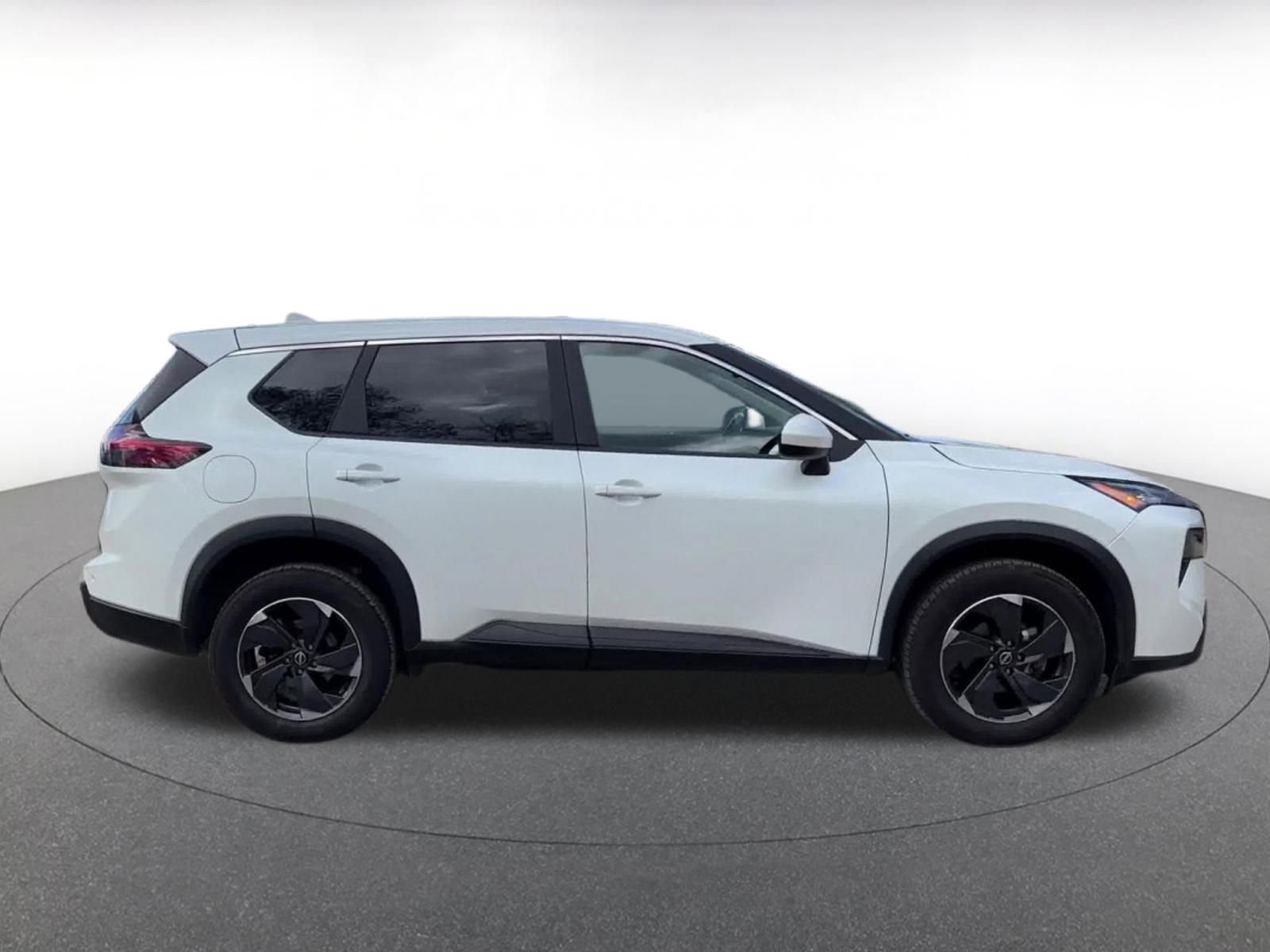 Thumbnail: 2025 Nissan Rogue - 18