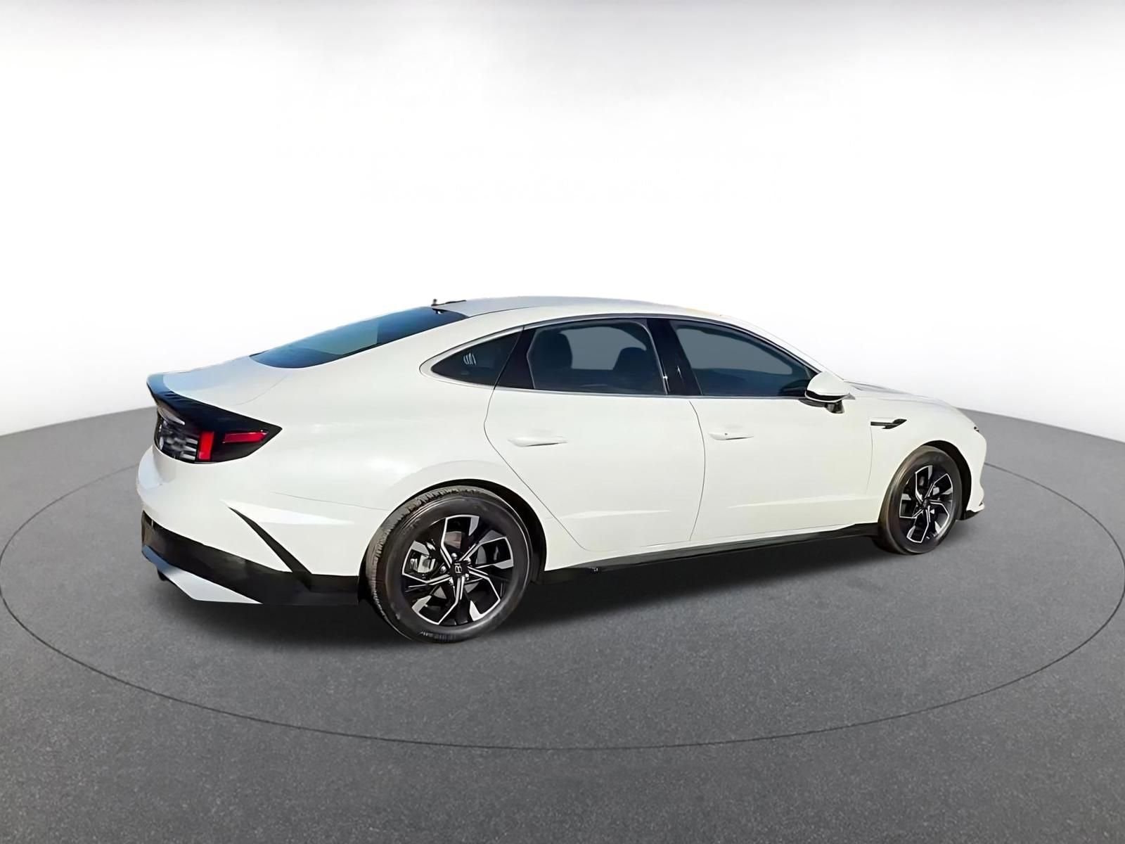 Thumbnail: 2025 Hyundai Sonata - 14