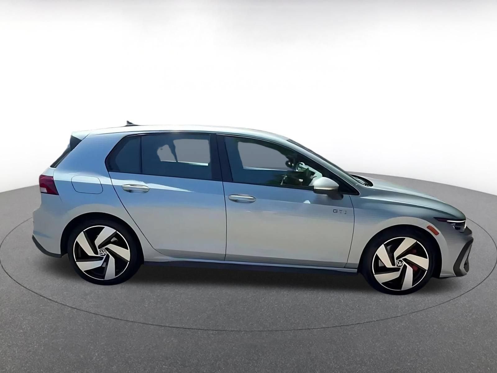 Thumbnail: 2026 Volkswagen Golf - 13