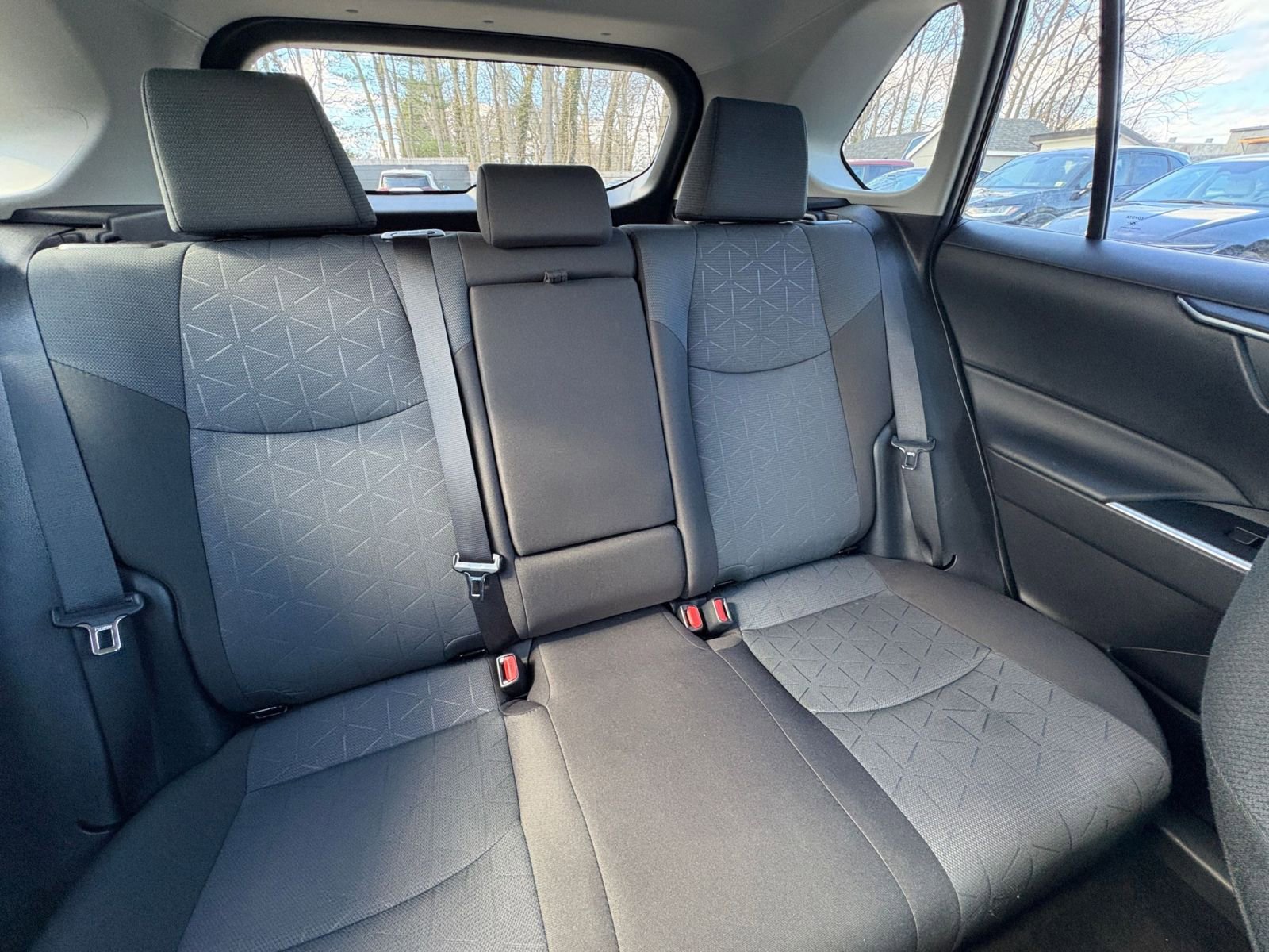 Thumbnail: 2025 Toyota RAV4 - 34